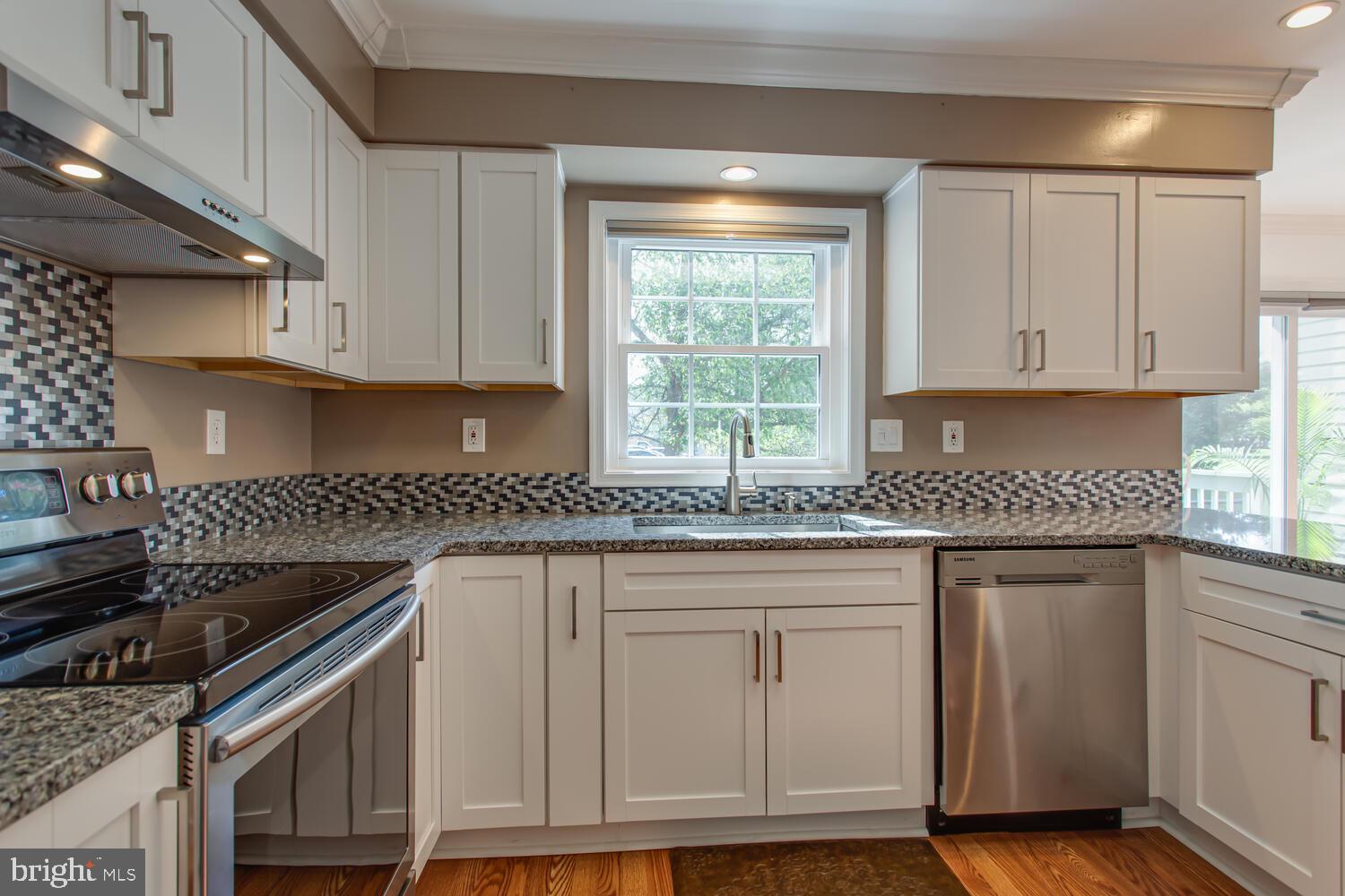 WESTLAKE VILLAGE - Residential