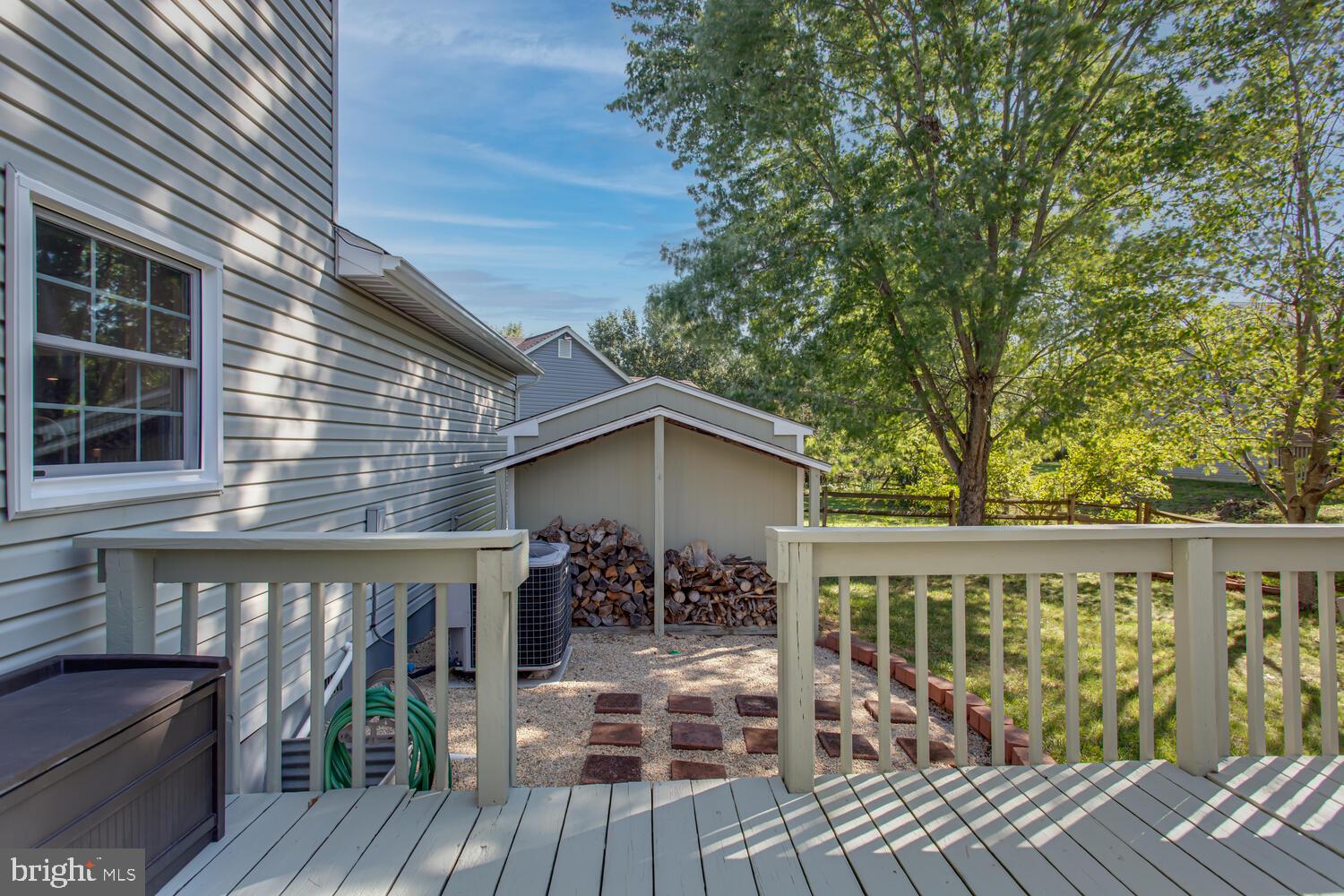 WESTLAKE VILLAGE - Residential