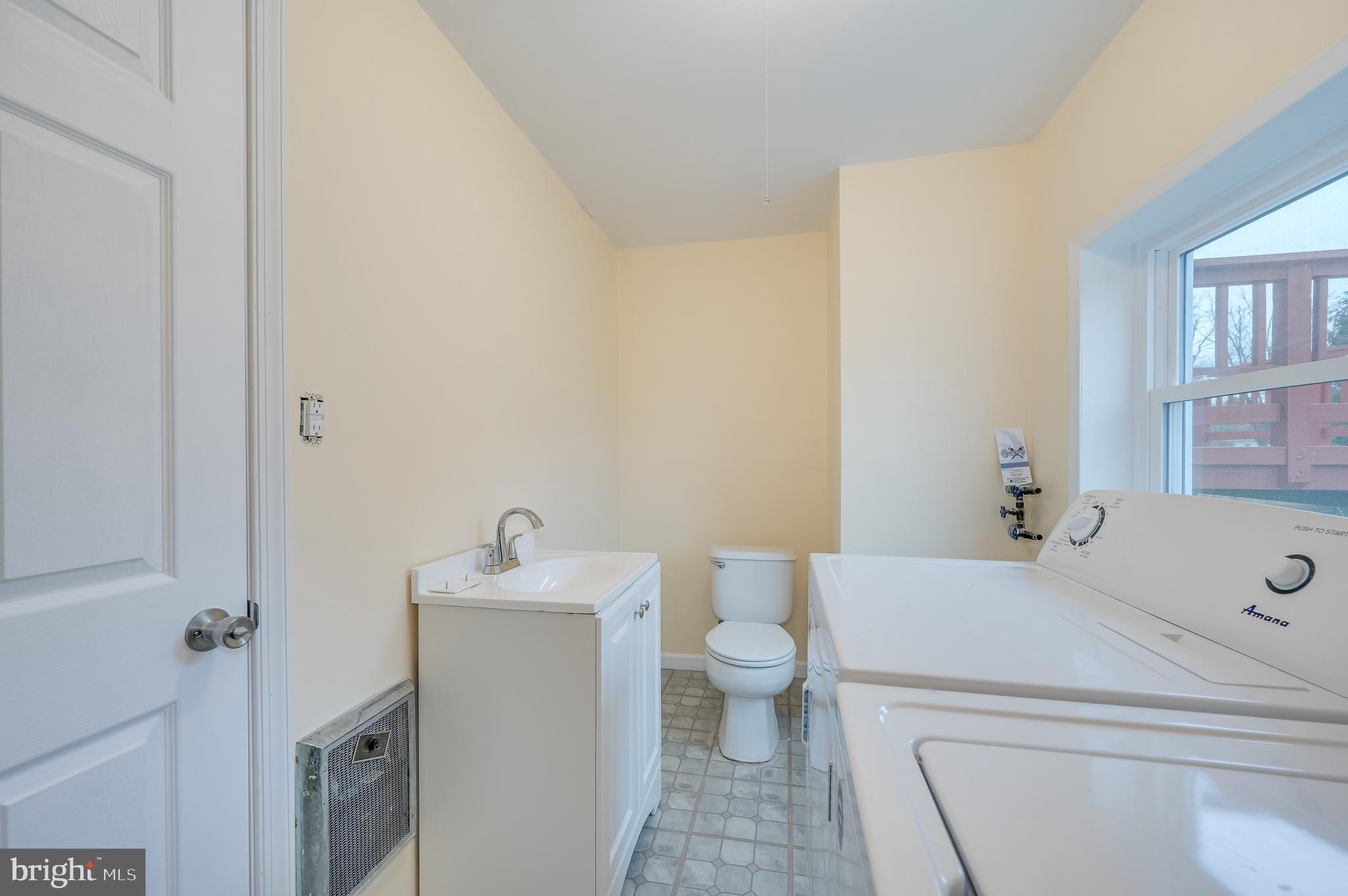 ORCHARD HILLS - Residential