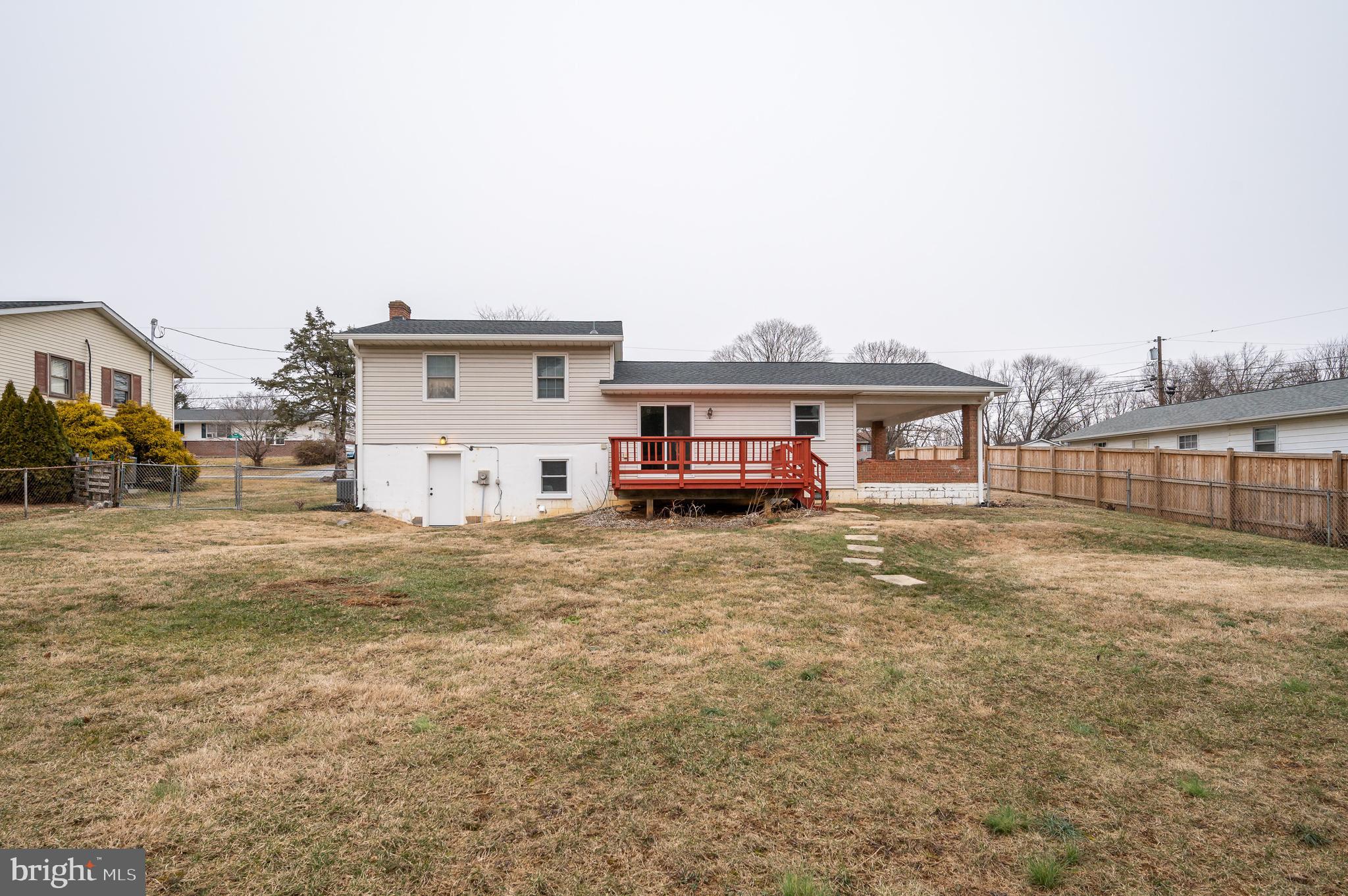 ORCHARD HILLS - Residential