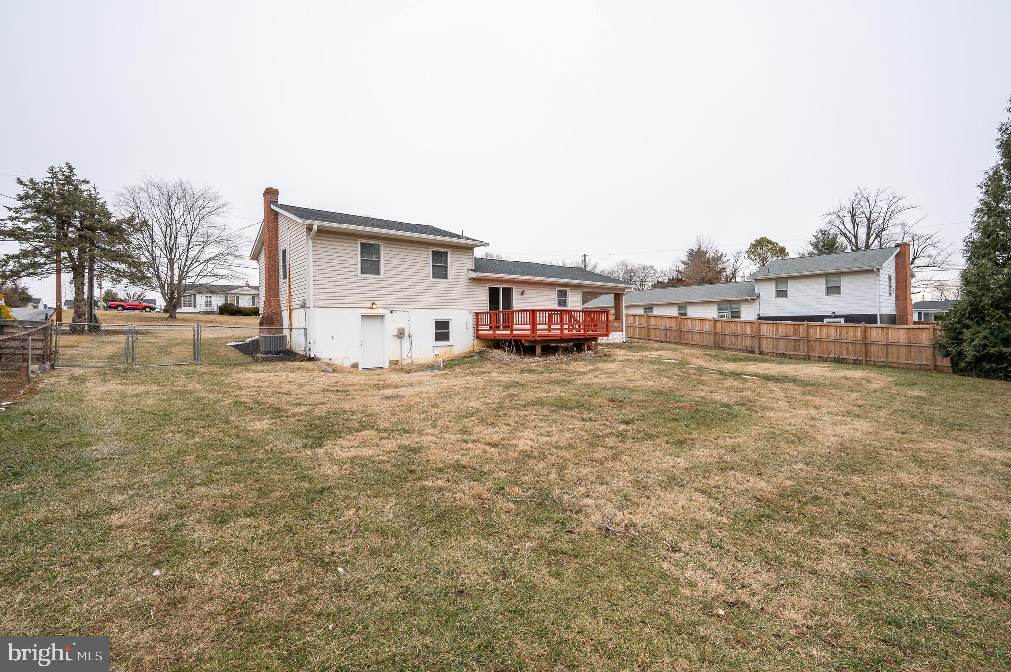 ORCHARD HILLS - Residential