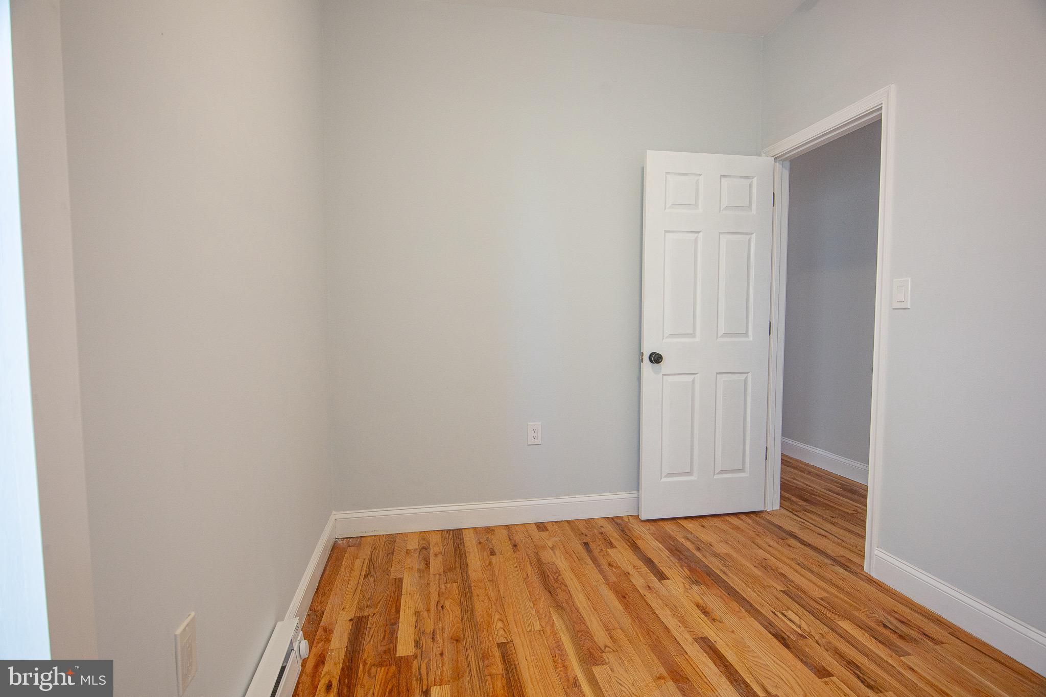 STRAWBERRY MANSION - Residential