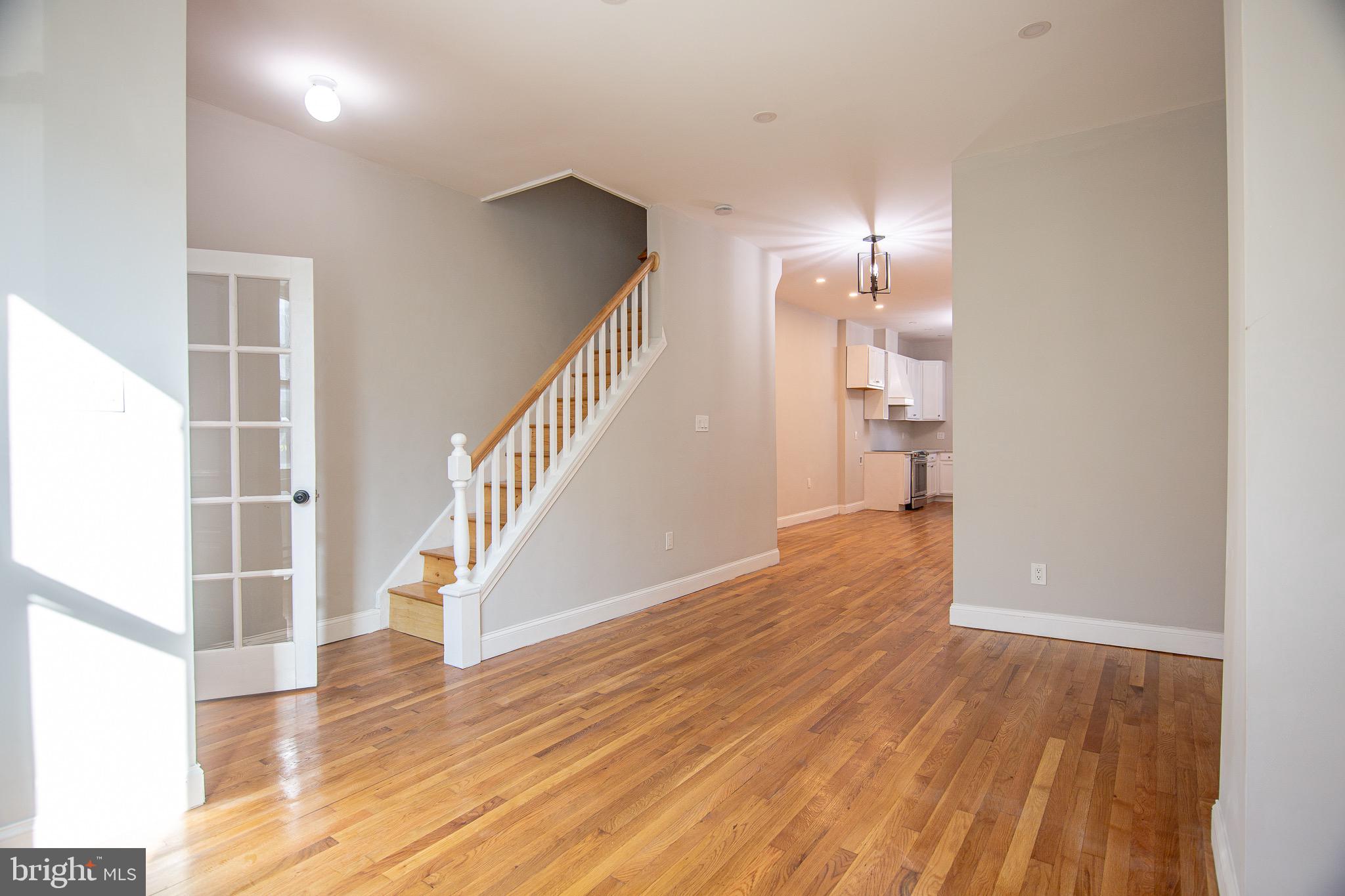 STRAWBERRY MANSION - Residential