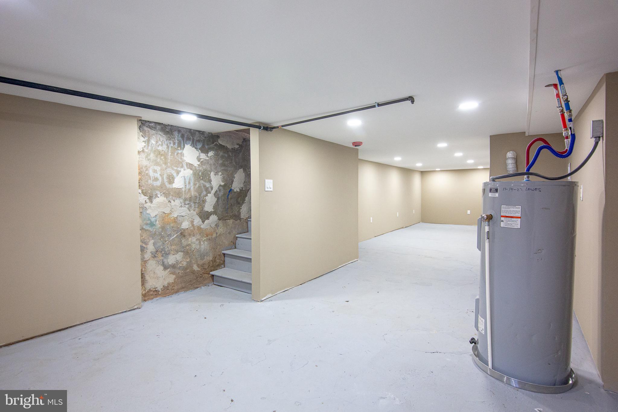 STRAWBERRY MANSION - Residential