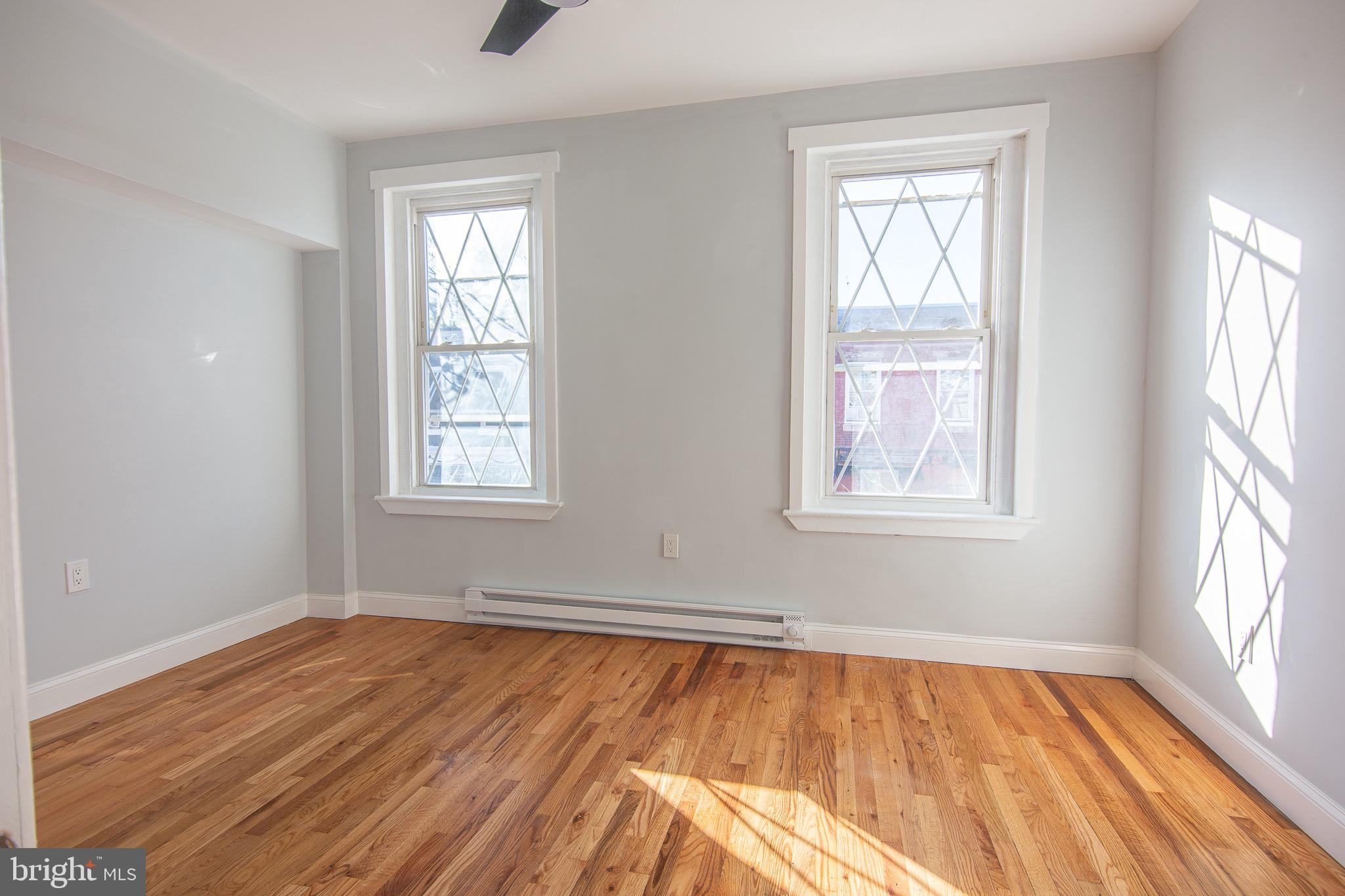 STRAWBERRY MANSION - Residential