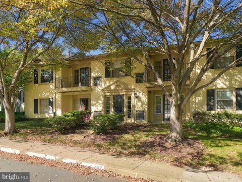 Photo of 5900 Surrey Hill Place #C, SPRINGFIELD, VA 22152 (MLS # VAFX2347650)