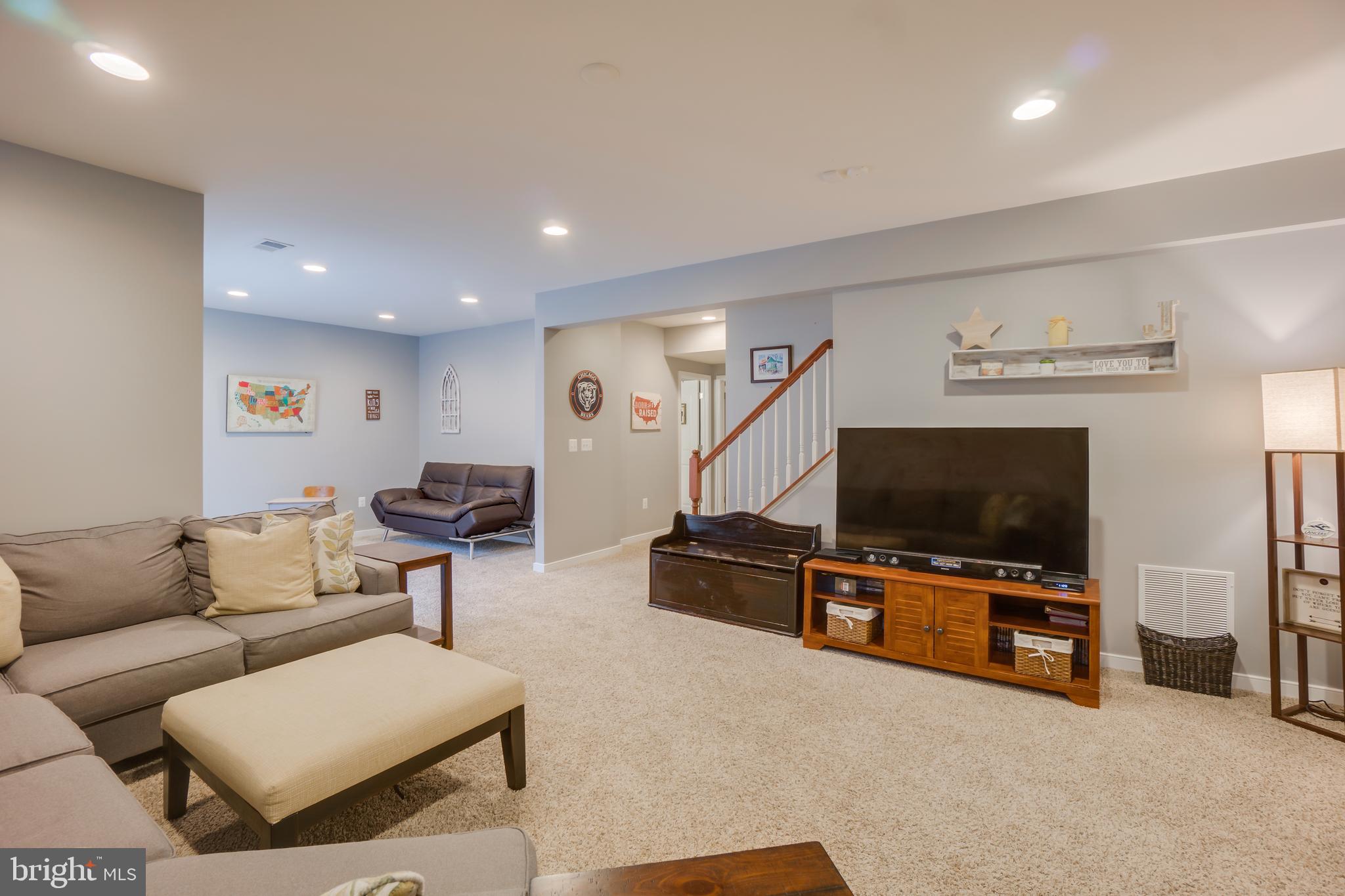 HILLS OF AQUIA - Residential