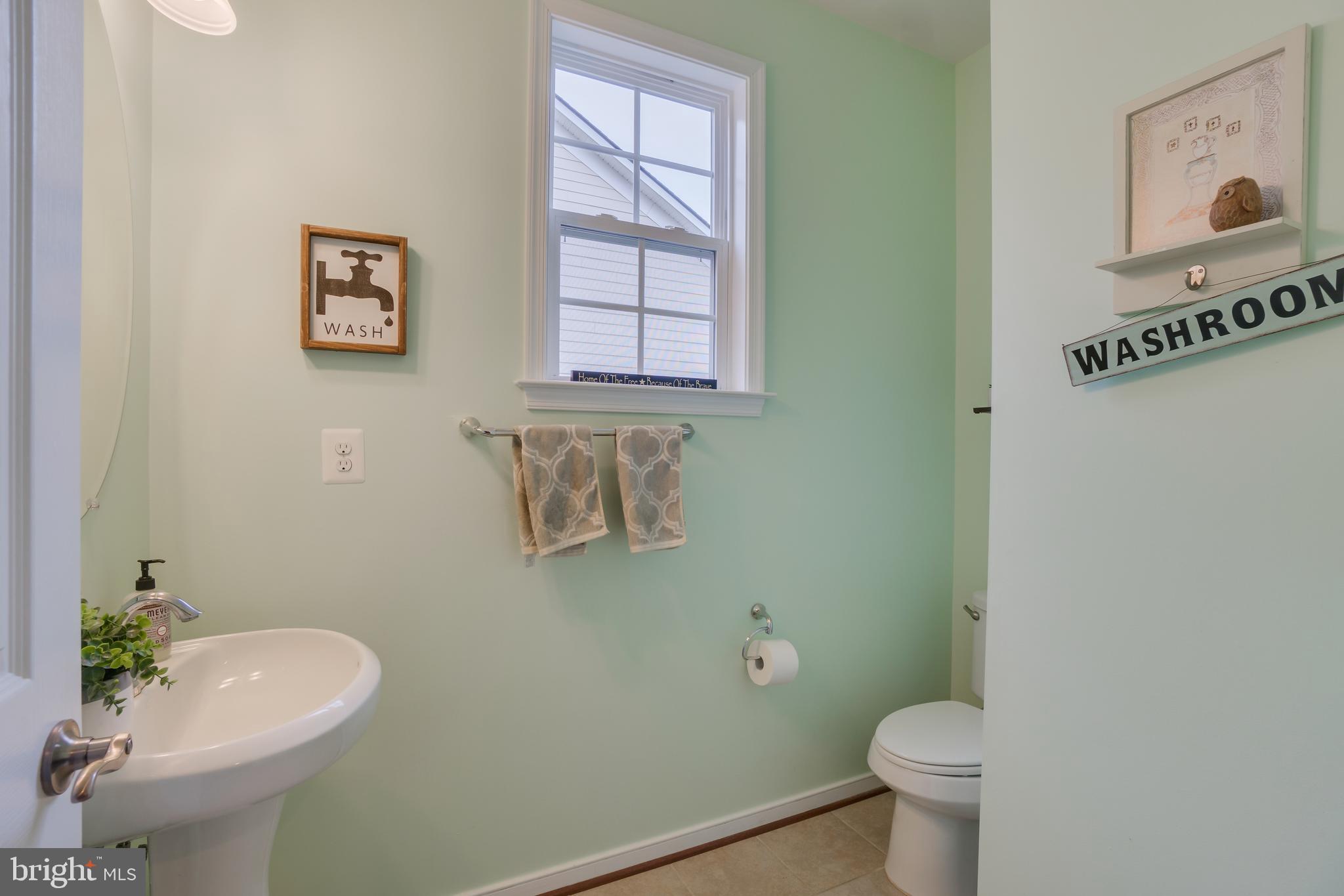 HILLS OF AQUIA - Residential