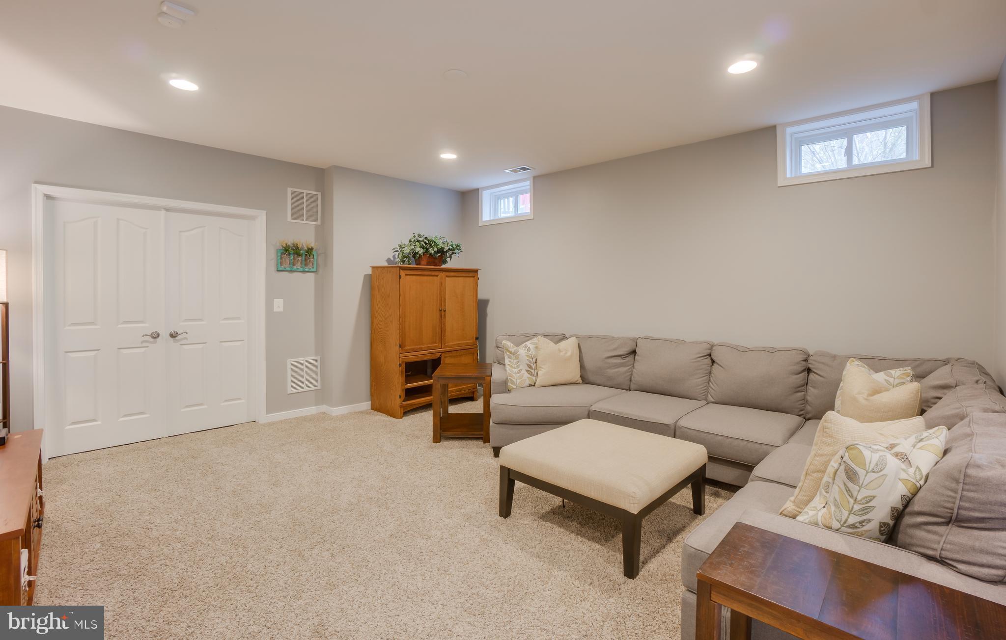 HILLS OF AQUIA - Residential