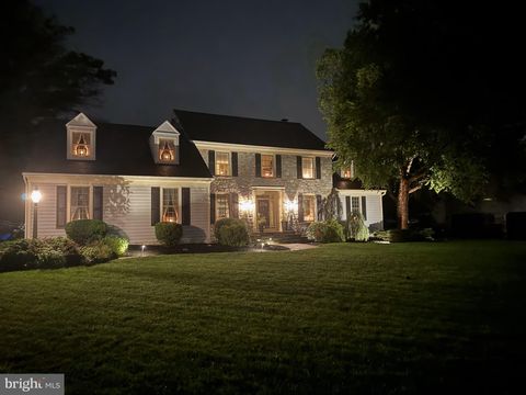 1110 OAKMONT DRIVE LANCASTER PA 17601