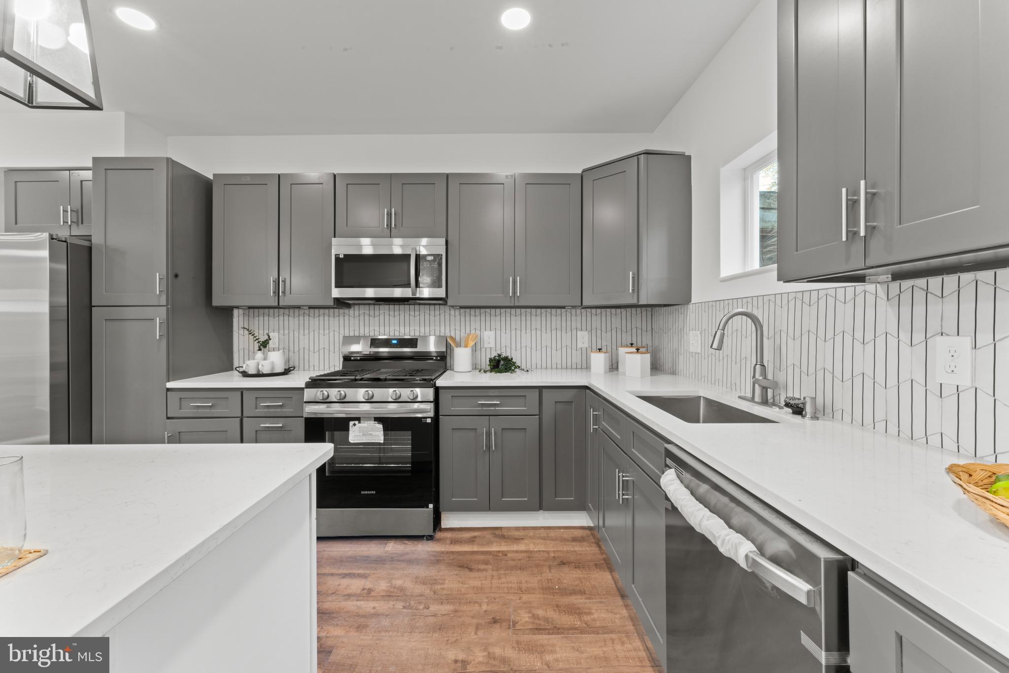 GREEN SPRING - Residential