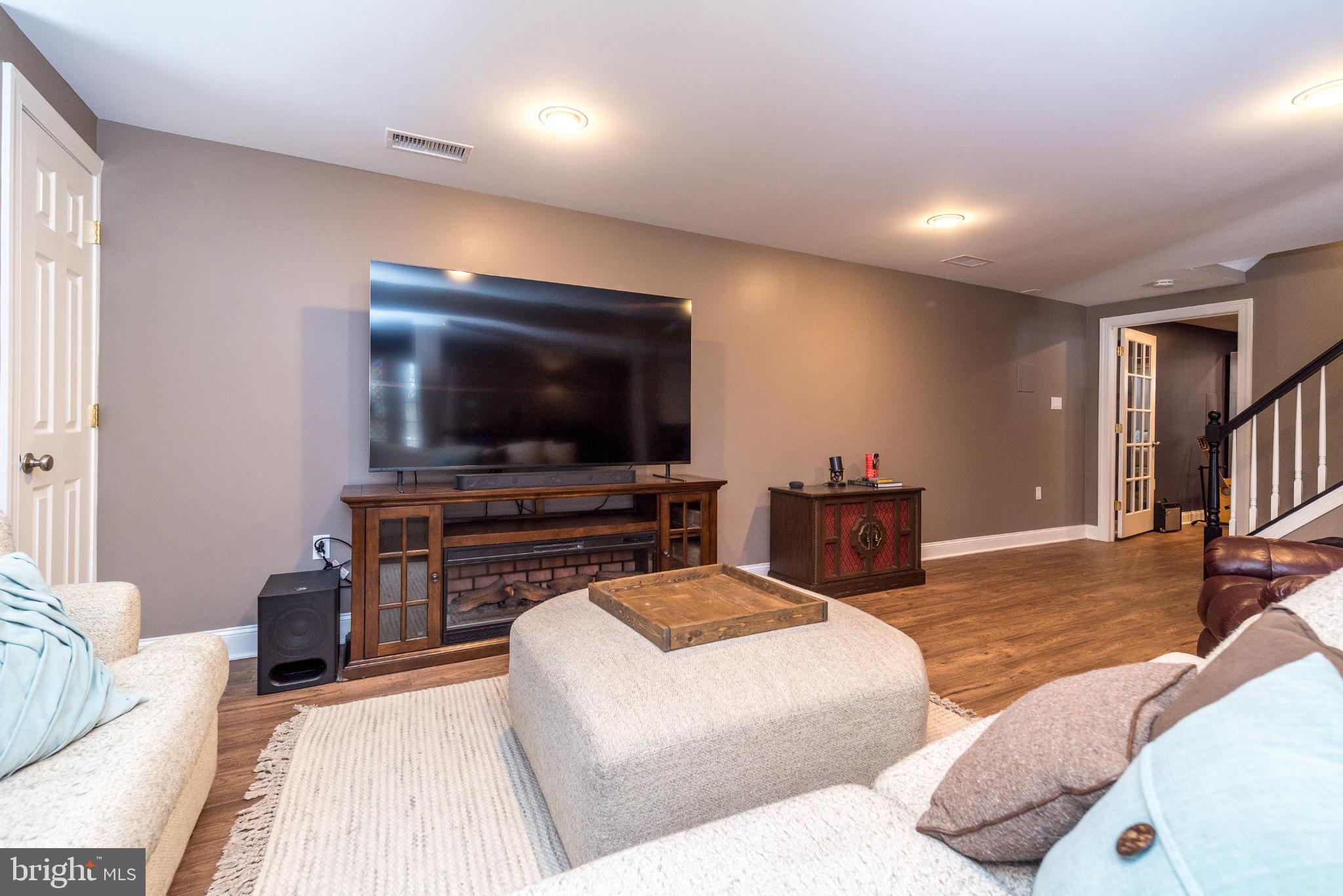 BUCK HILL ACRES - Residential