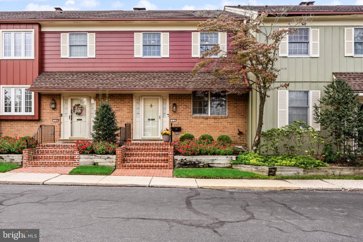 Photo 1 of 34 — 633 E MAIN STREET D5, MOORESTOWN, NJ 08057