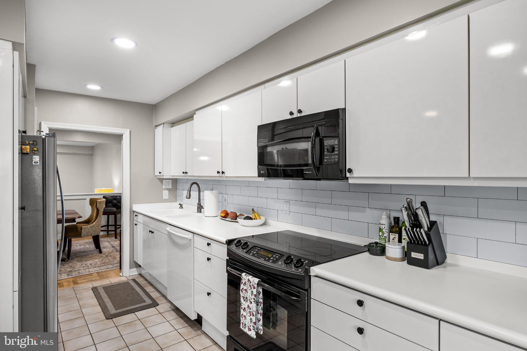 633 E MAIN STREET D5