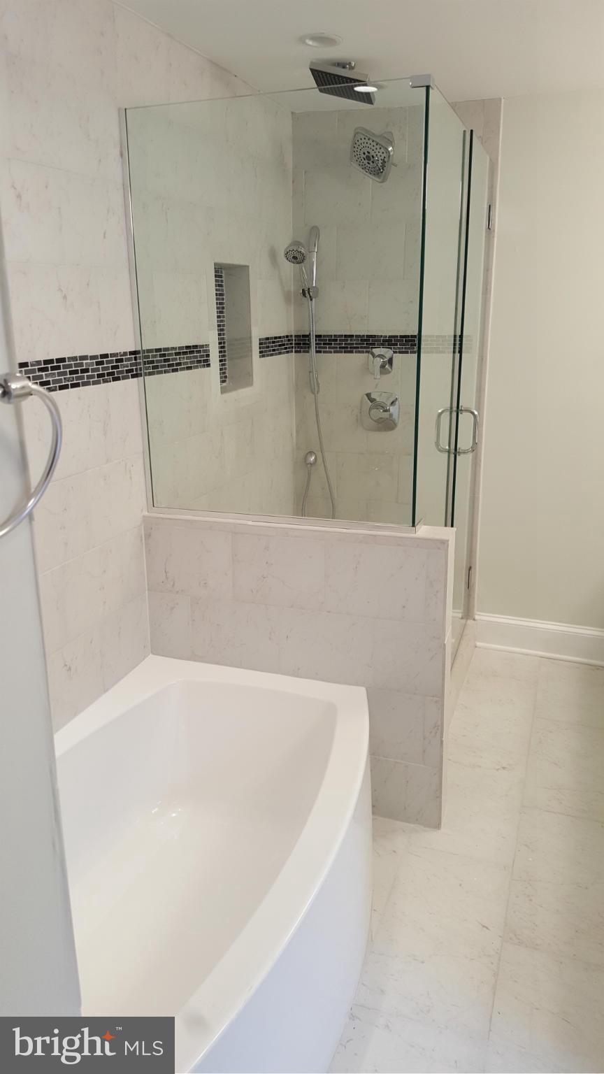 BUTCHER'S HILL - Residential