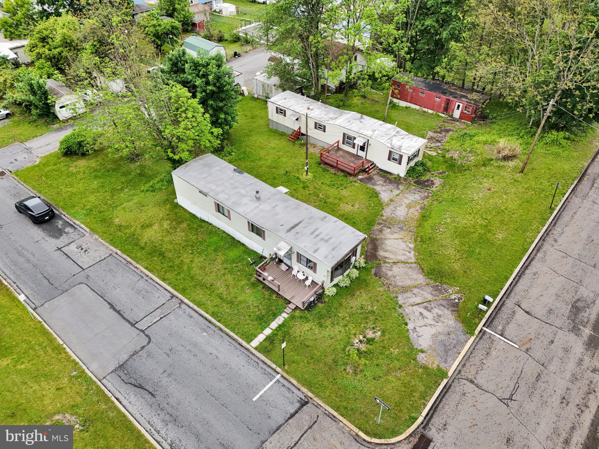626 E COLLIERY AVENUE