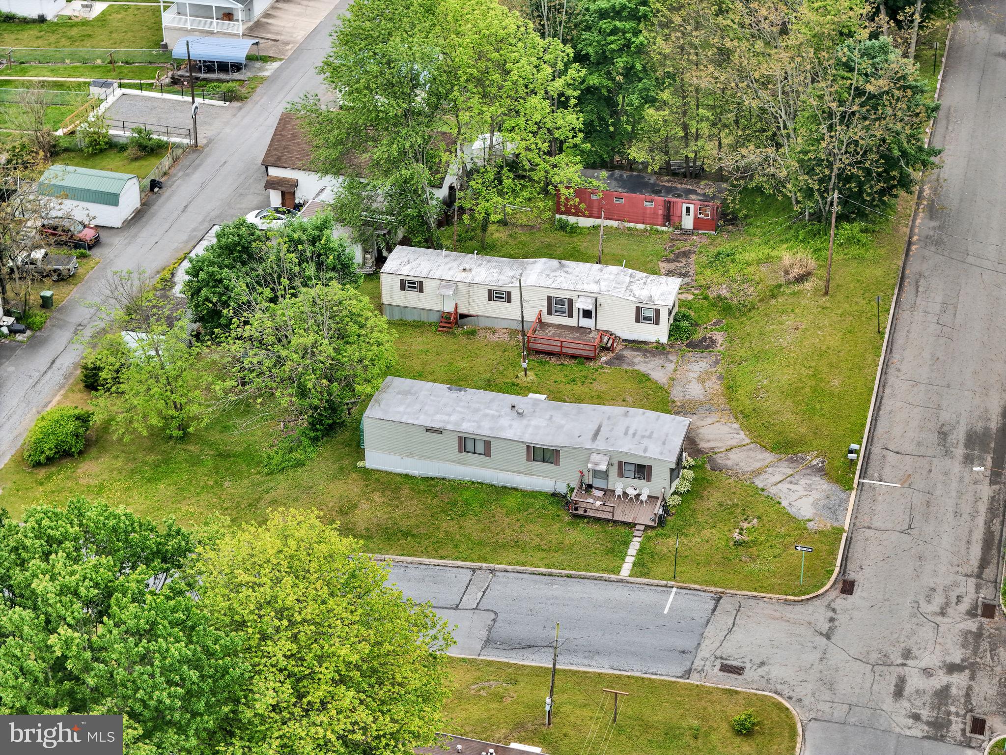 626 E COLLIERY AVENUE
