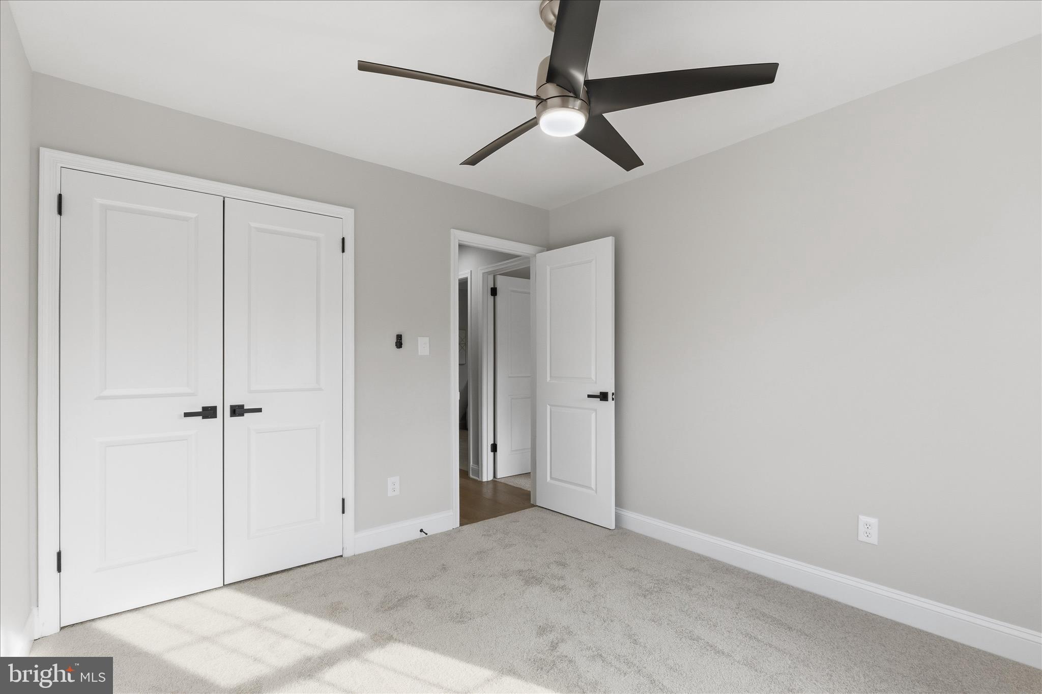 FOXSTONE - Residential