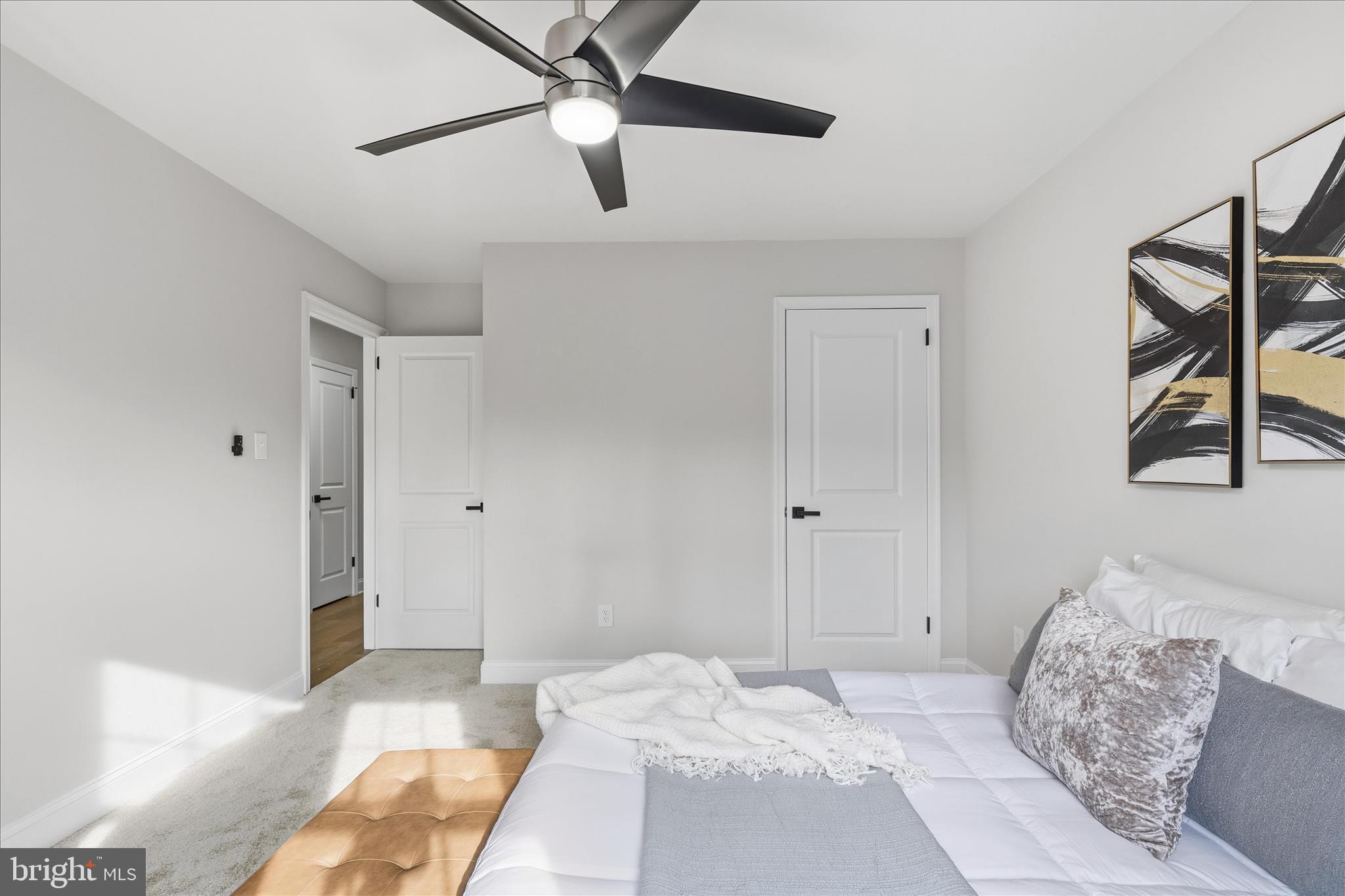 FOXSTONE - Residential