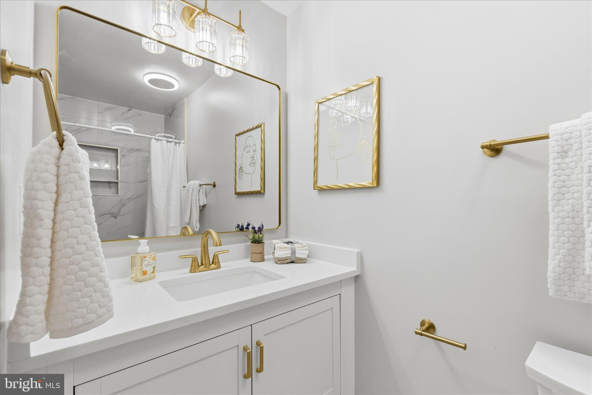 FOXSTONE - Residential