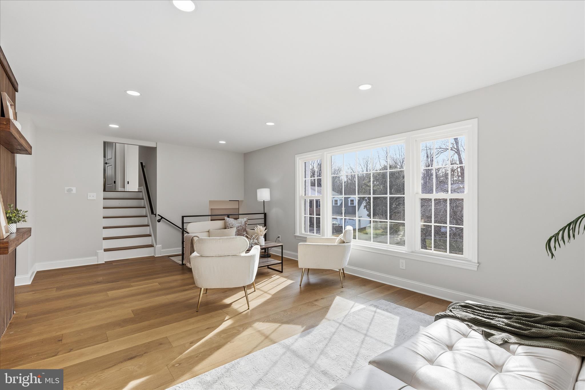 FOXSTONE - Residential