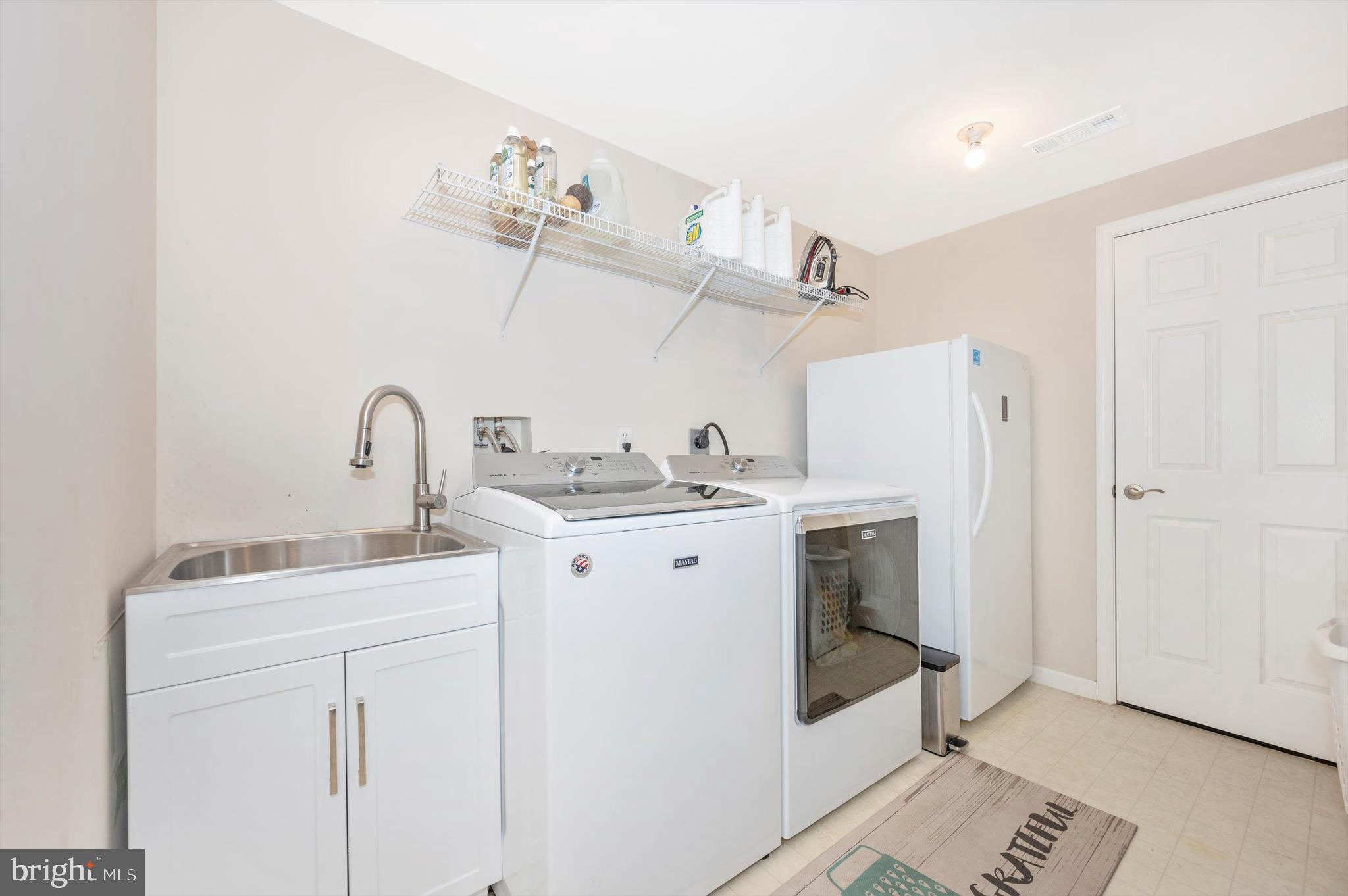 WHITTIER POND - Residential