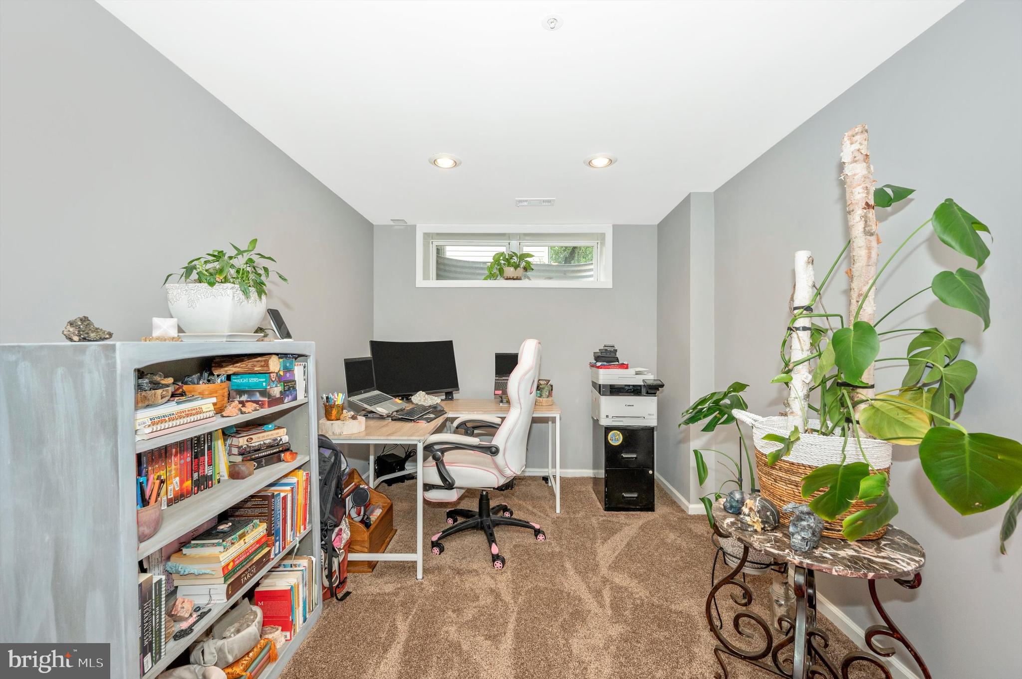 WHITTIER POND - Residential