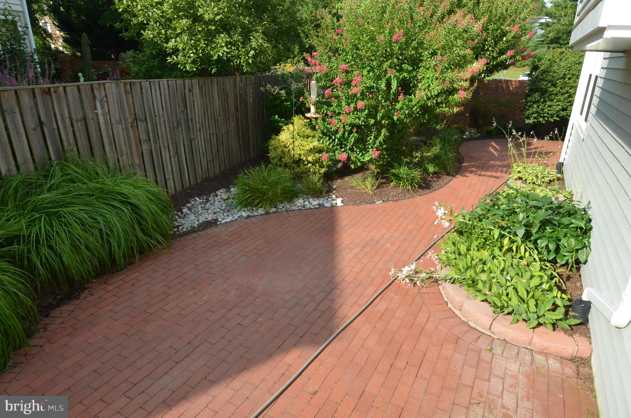 KINGSTOWNE - Residential