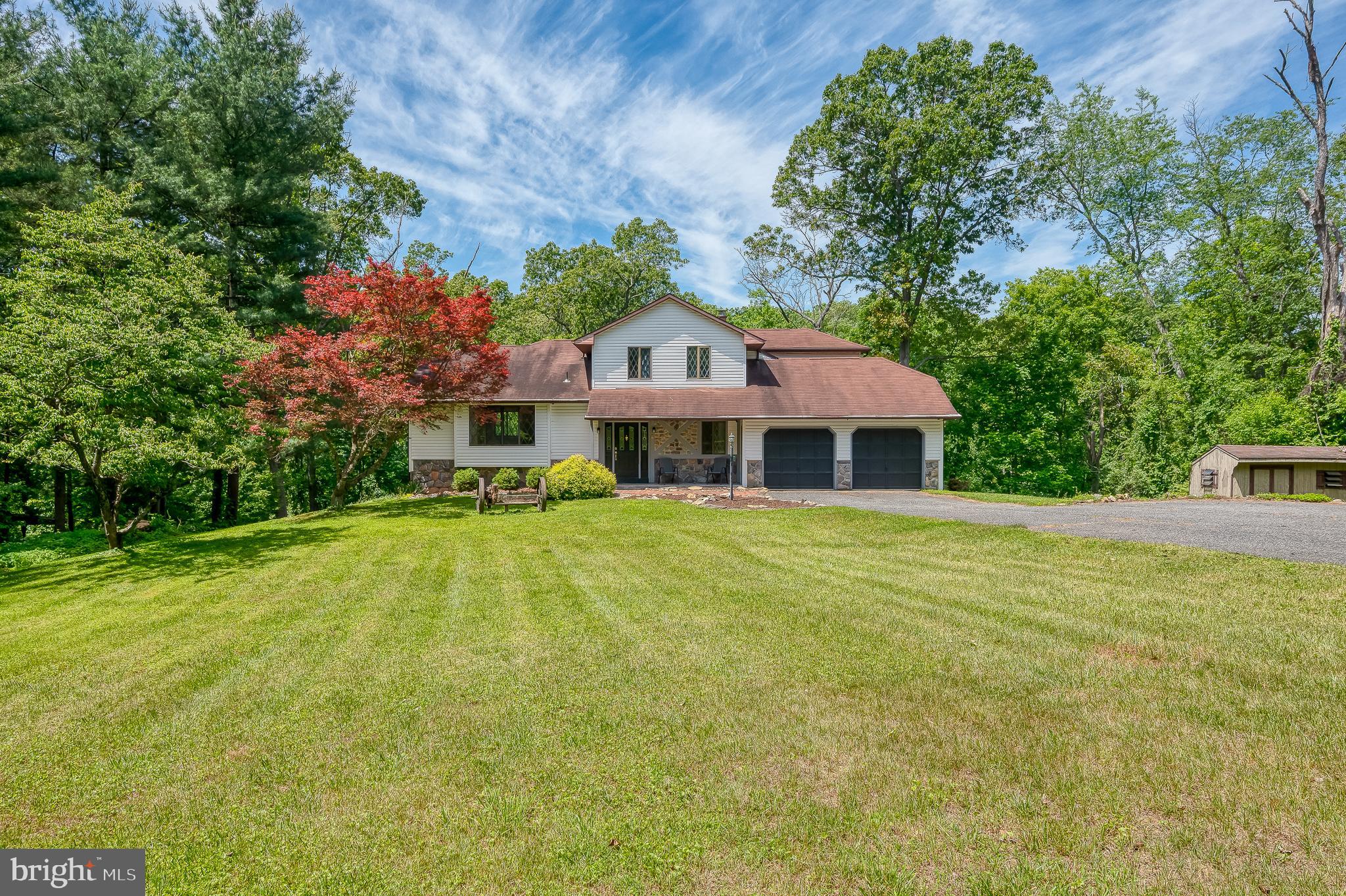 6 OLD GARRETT COURT