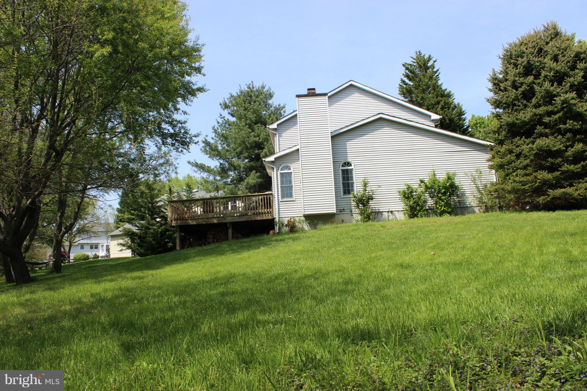 HOWARD SQUARE - Residential