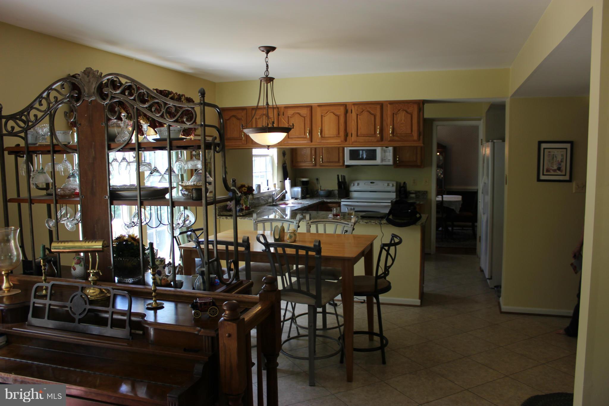 HOWARD SQUARE - Residential