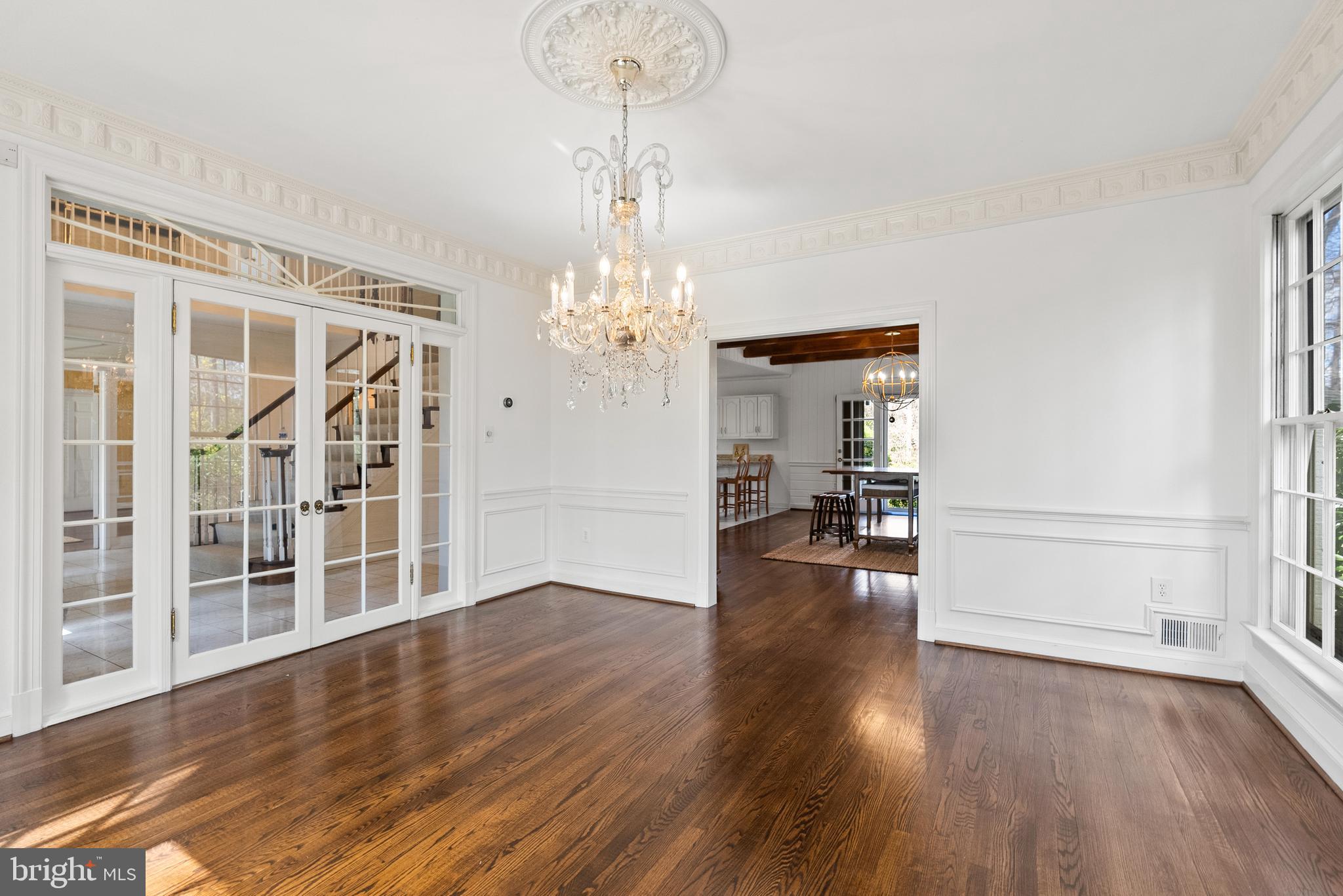 RIVER OAKS - Residential