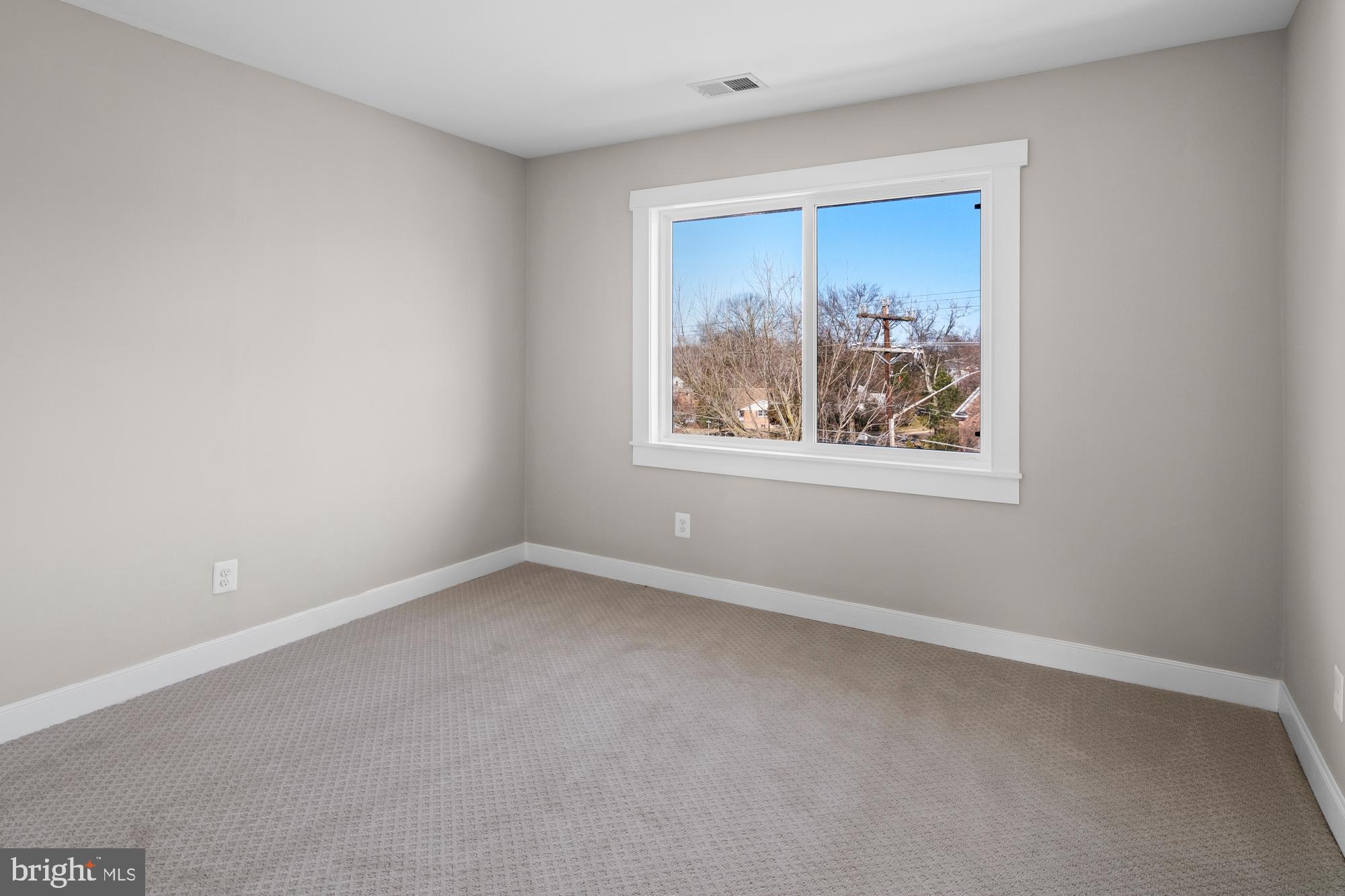 MARLBOROUGH - Residential