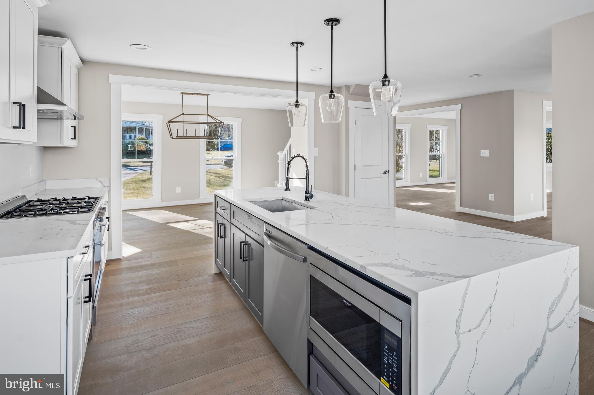 MARLBOROUGH - Residential