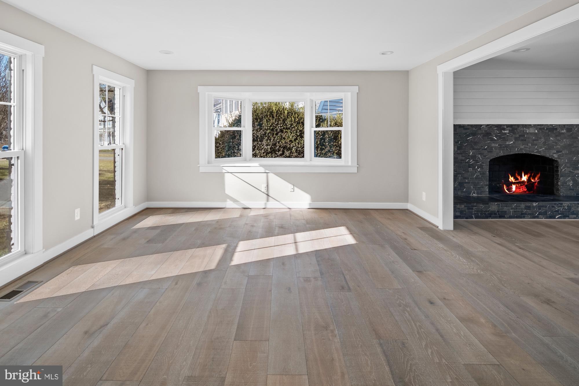 MARLBOROUGH - Residential