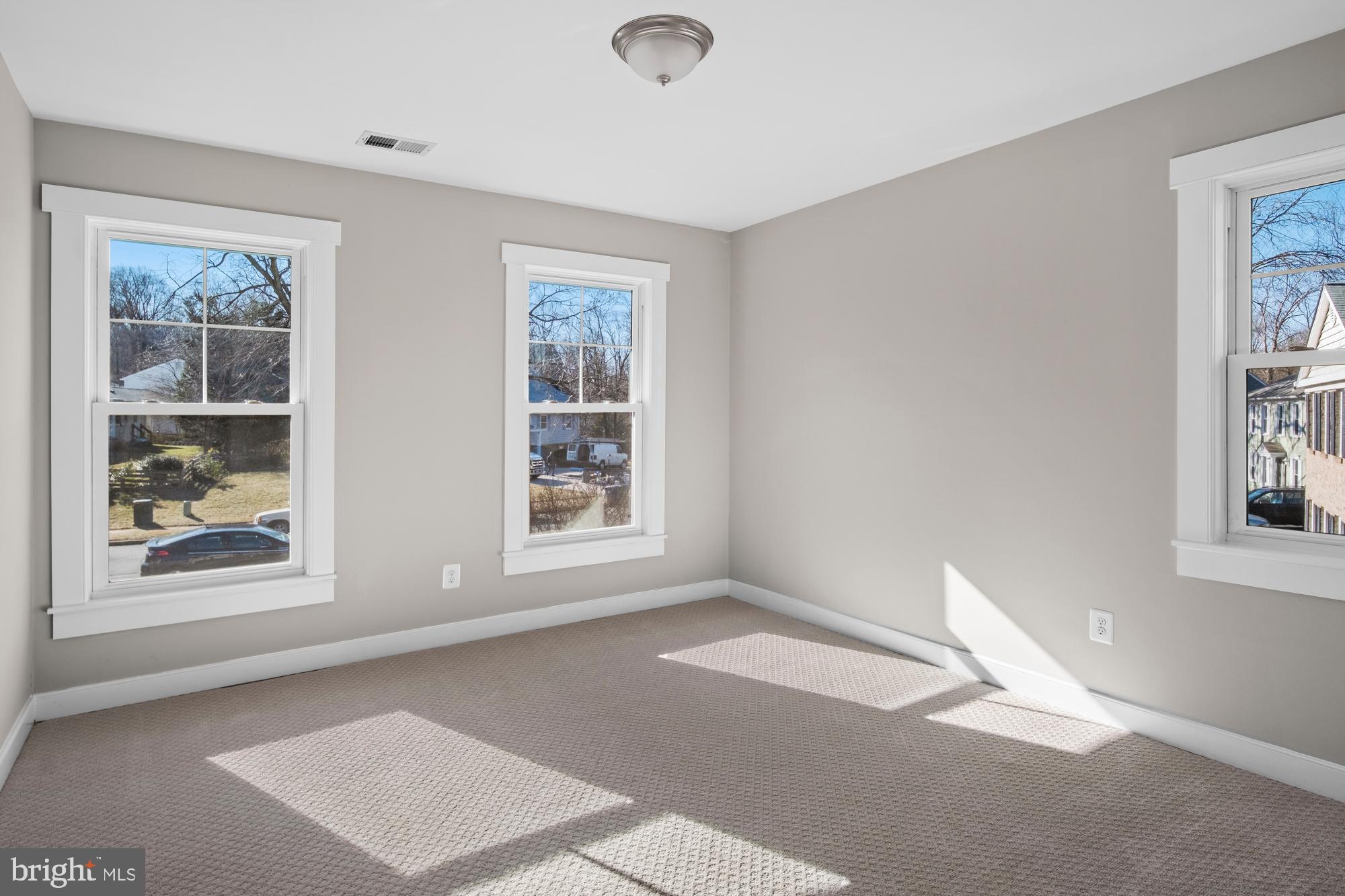 MARLBOROUGH - Residential