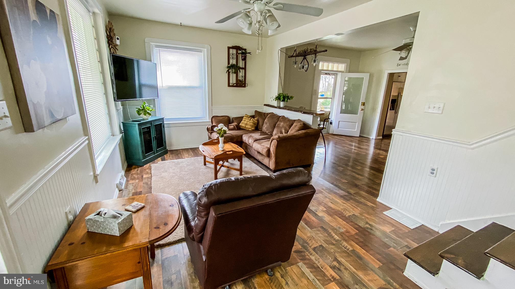 MOHNTON LAWN - Residential