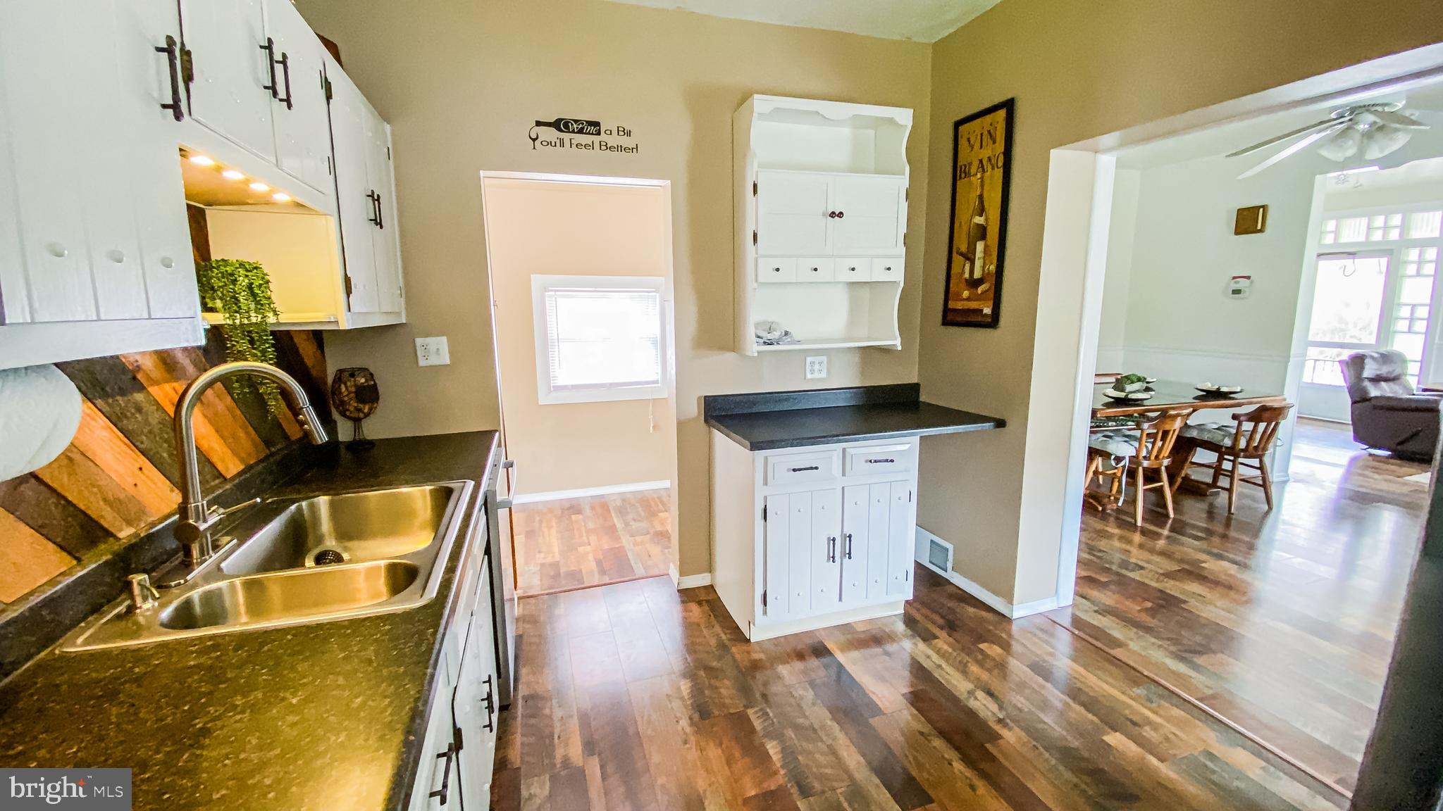 MOHNTON LAWN - Residential