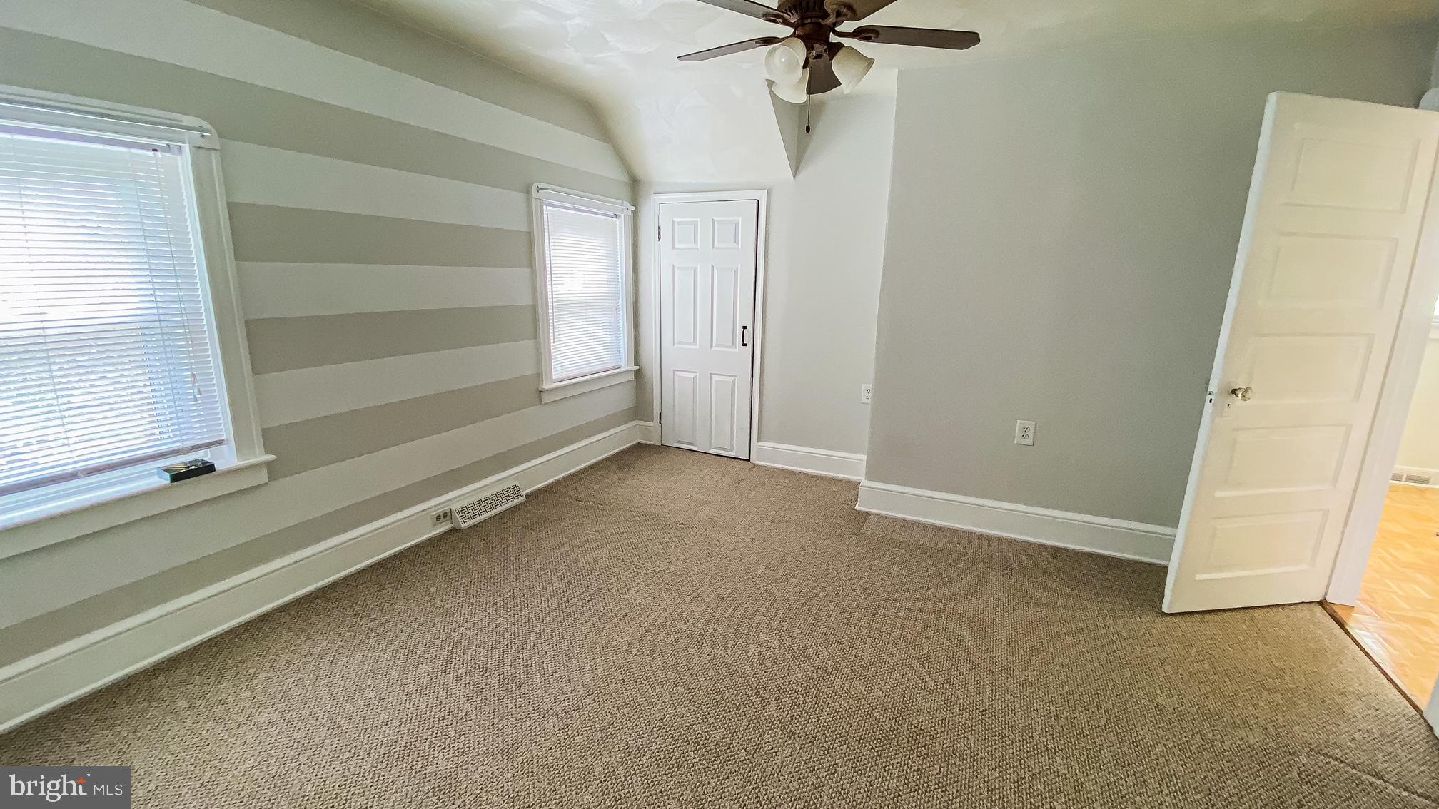 MOHNTON LAWN - Residential