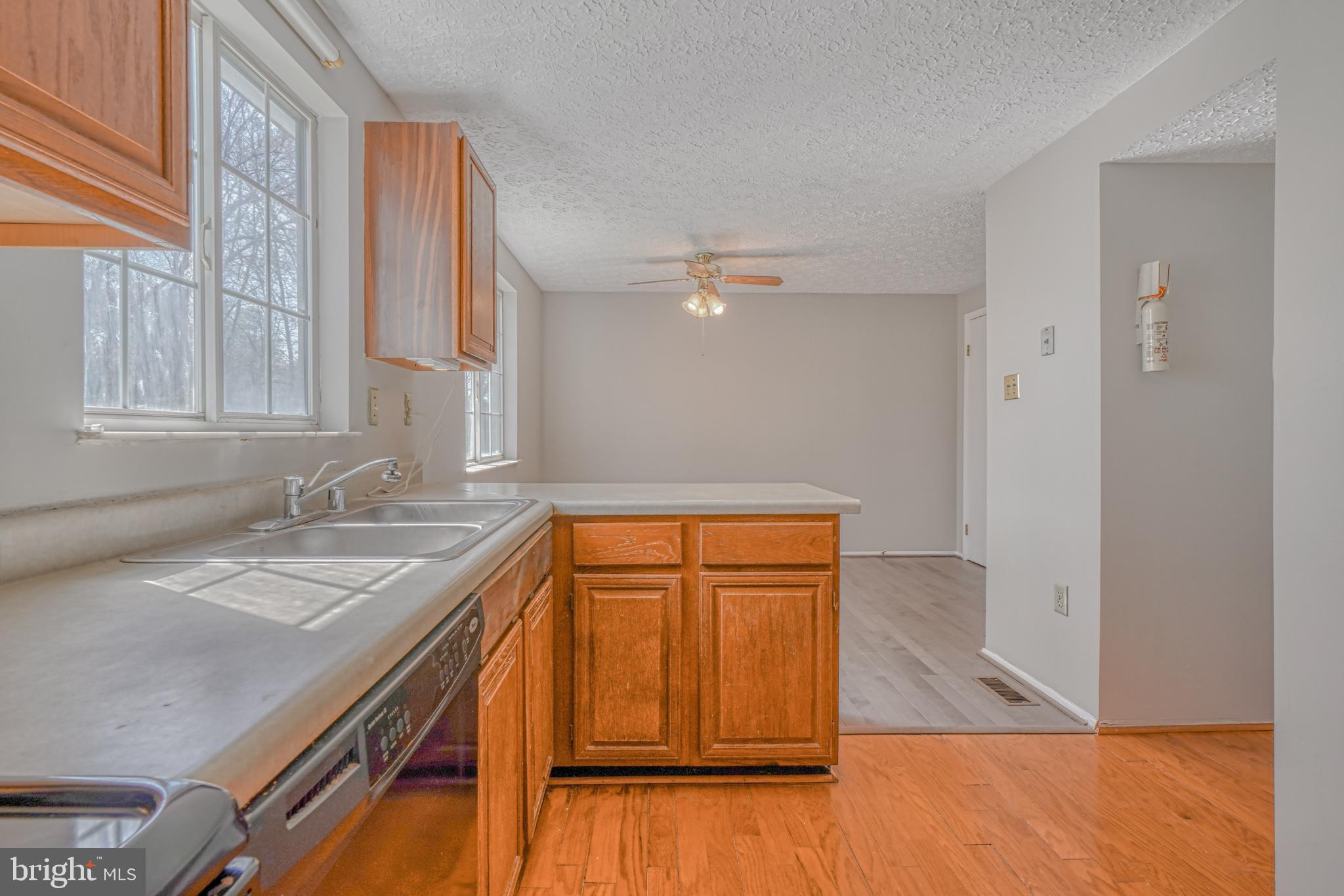 LEISHEAR VILLAGE - Residential