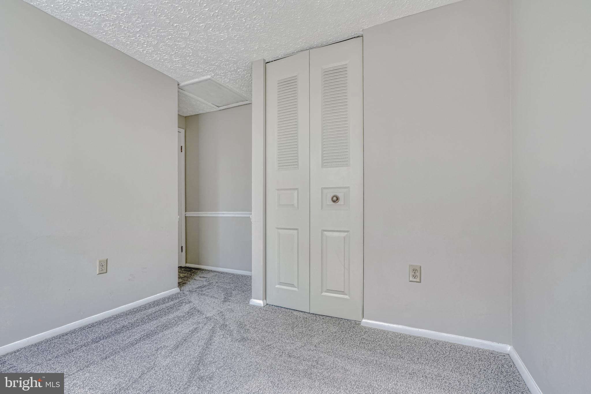 LEISHEAR VILLAGE - Residential