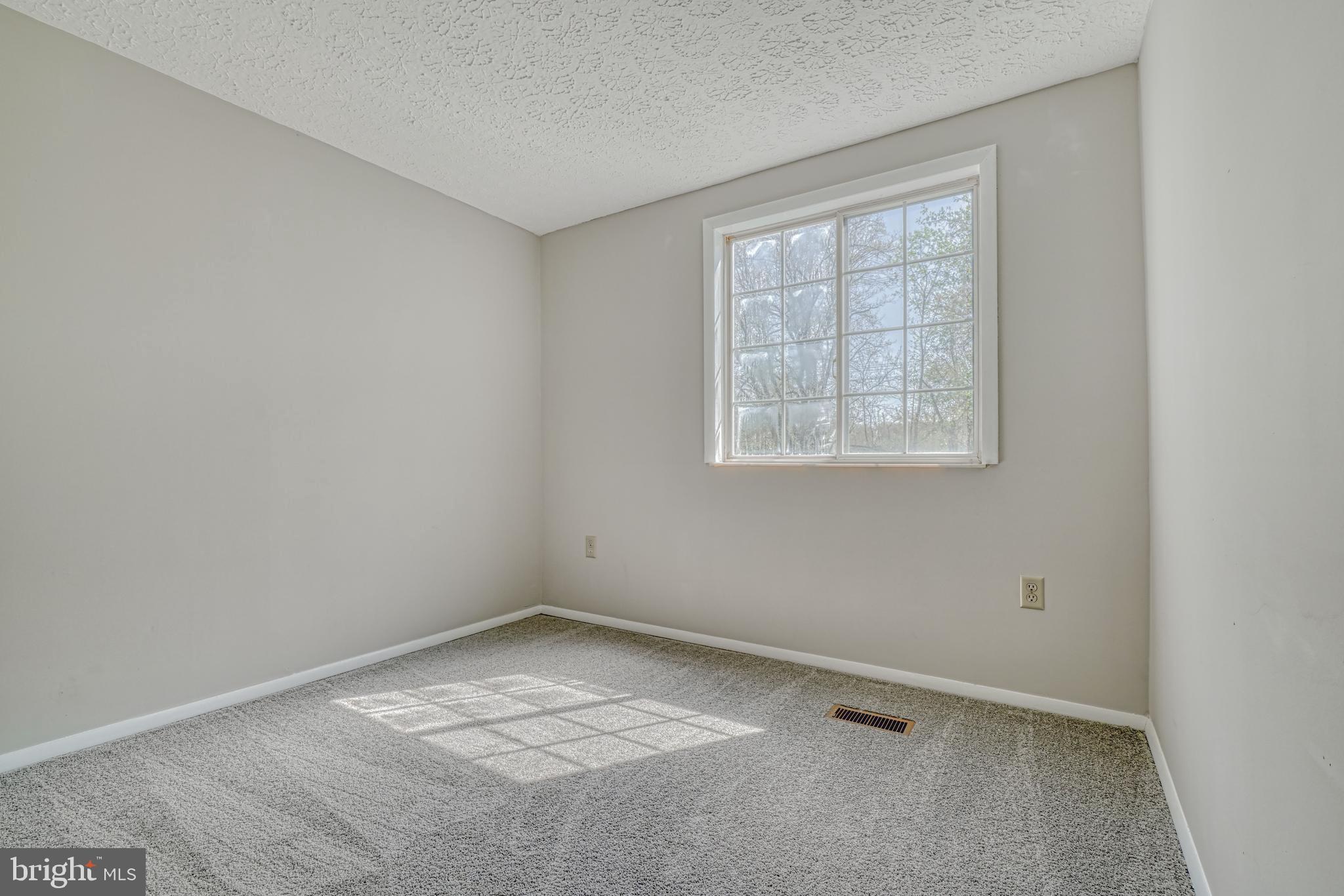 LEISHEAR VILLAGE - Residential