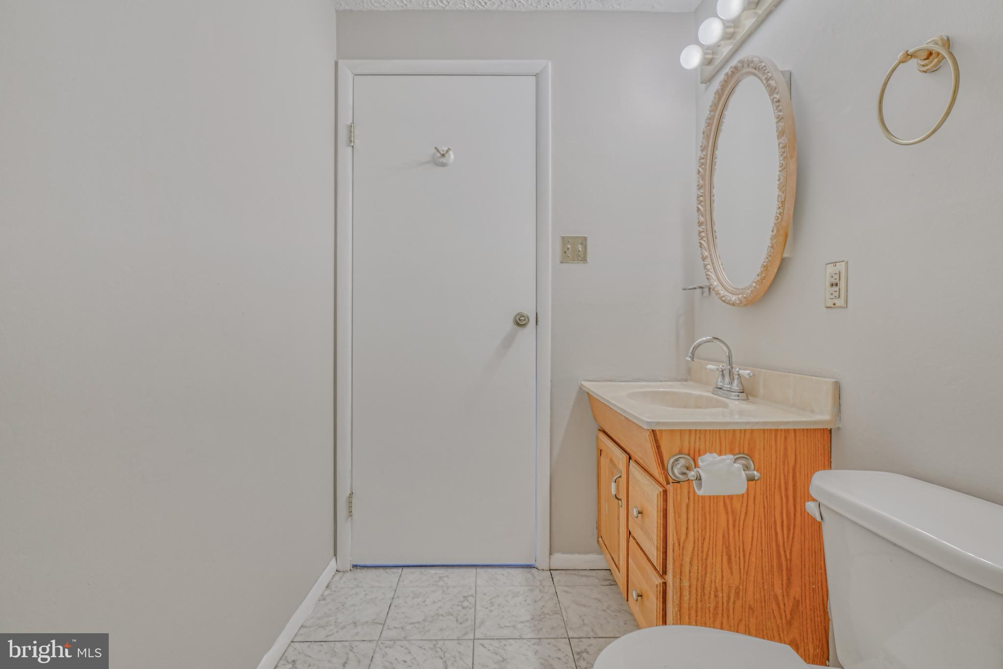 LEISHEAR VILLAGE - Residential