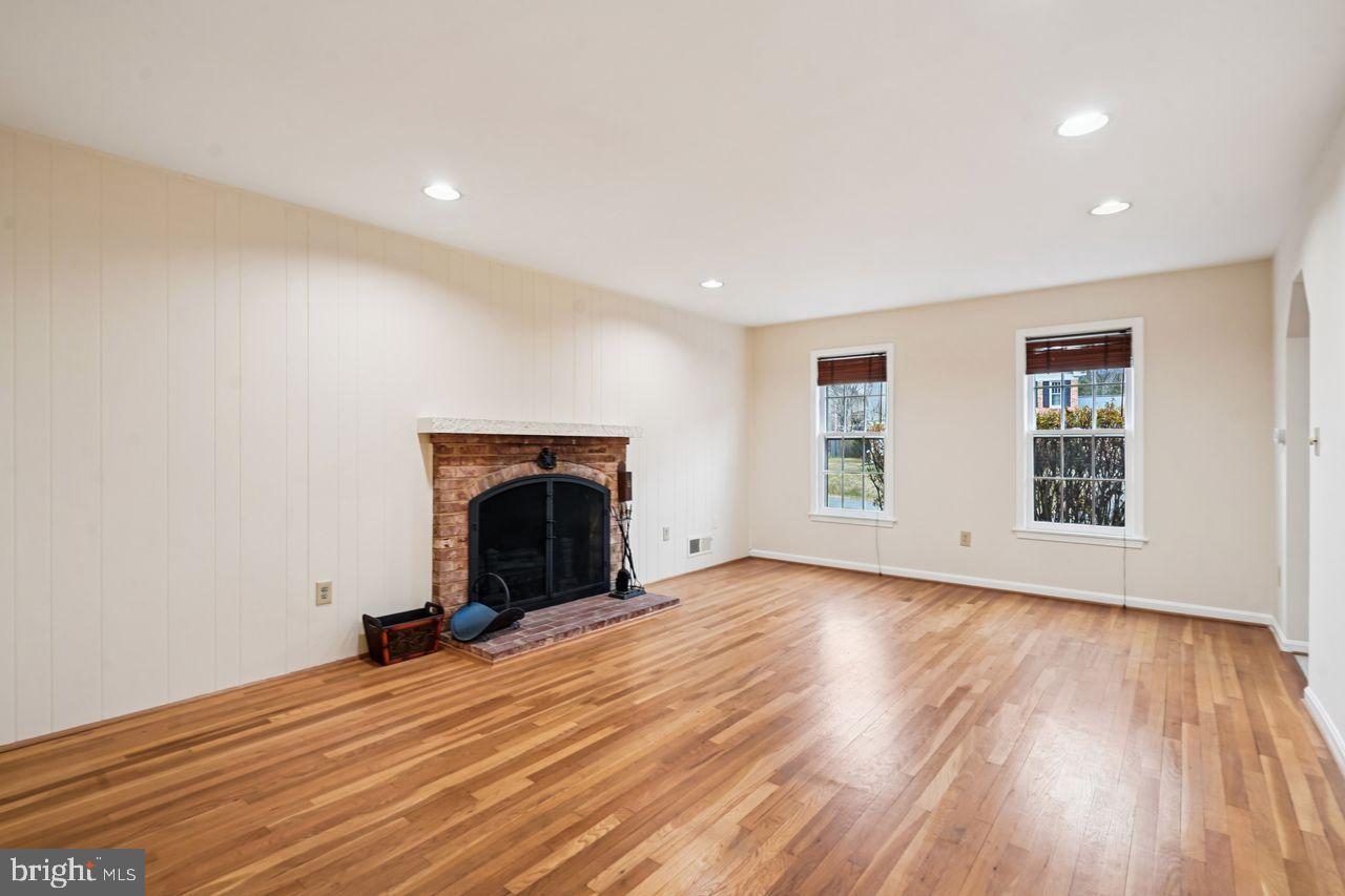 INVERNESS FOREST - Residential