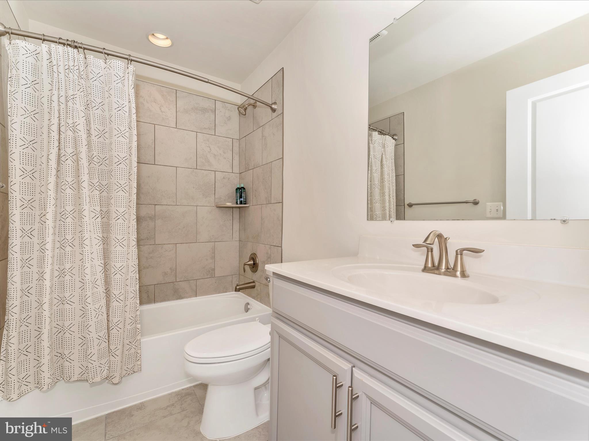 EASTCHURCH - Residential