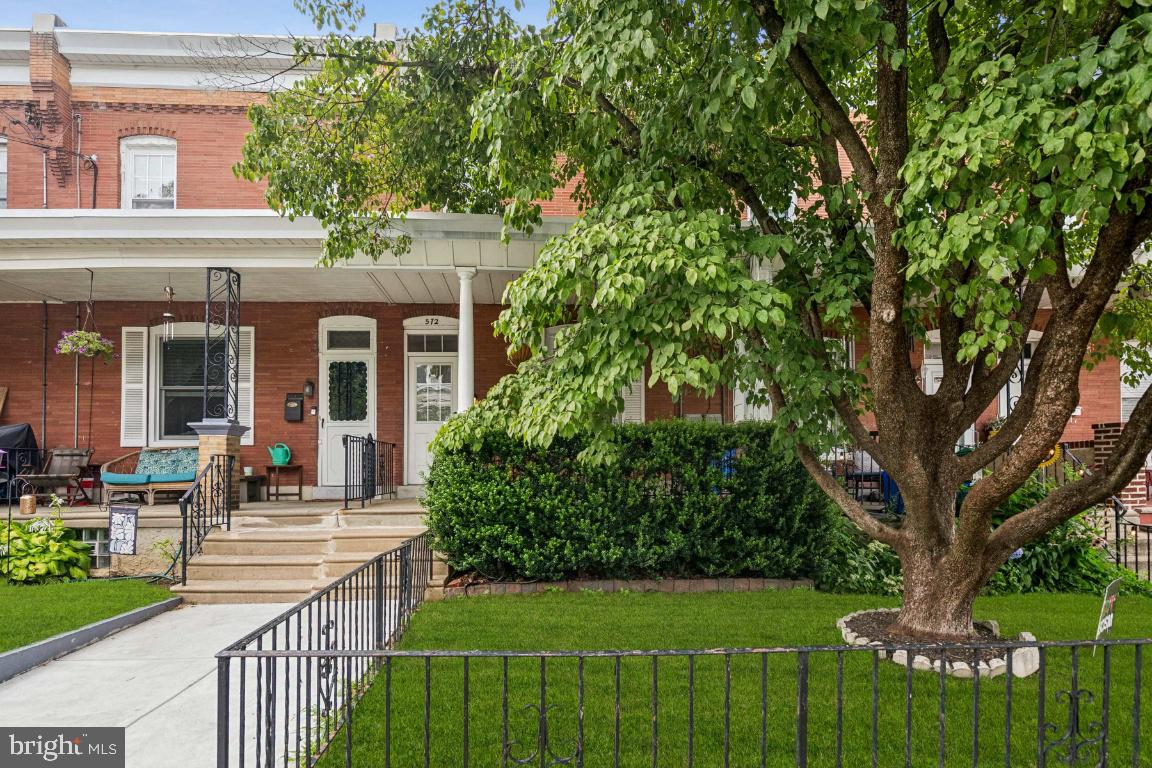572 HERMITAGE STREET