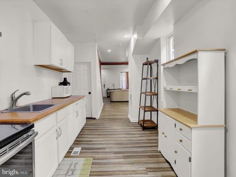 Tiny photo for 608 S Pershing Avenue, YORK, PA 17401 (MLS # PAYK2089738)