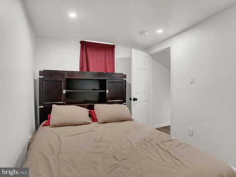 Tiny photo for 608 S Pershing Avenue, YORK, PA 17401 (MLS # PAYK2089738)