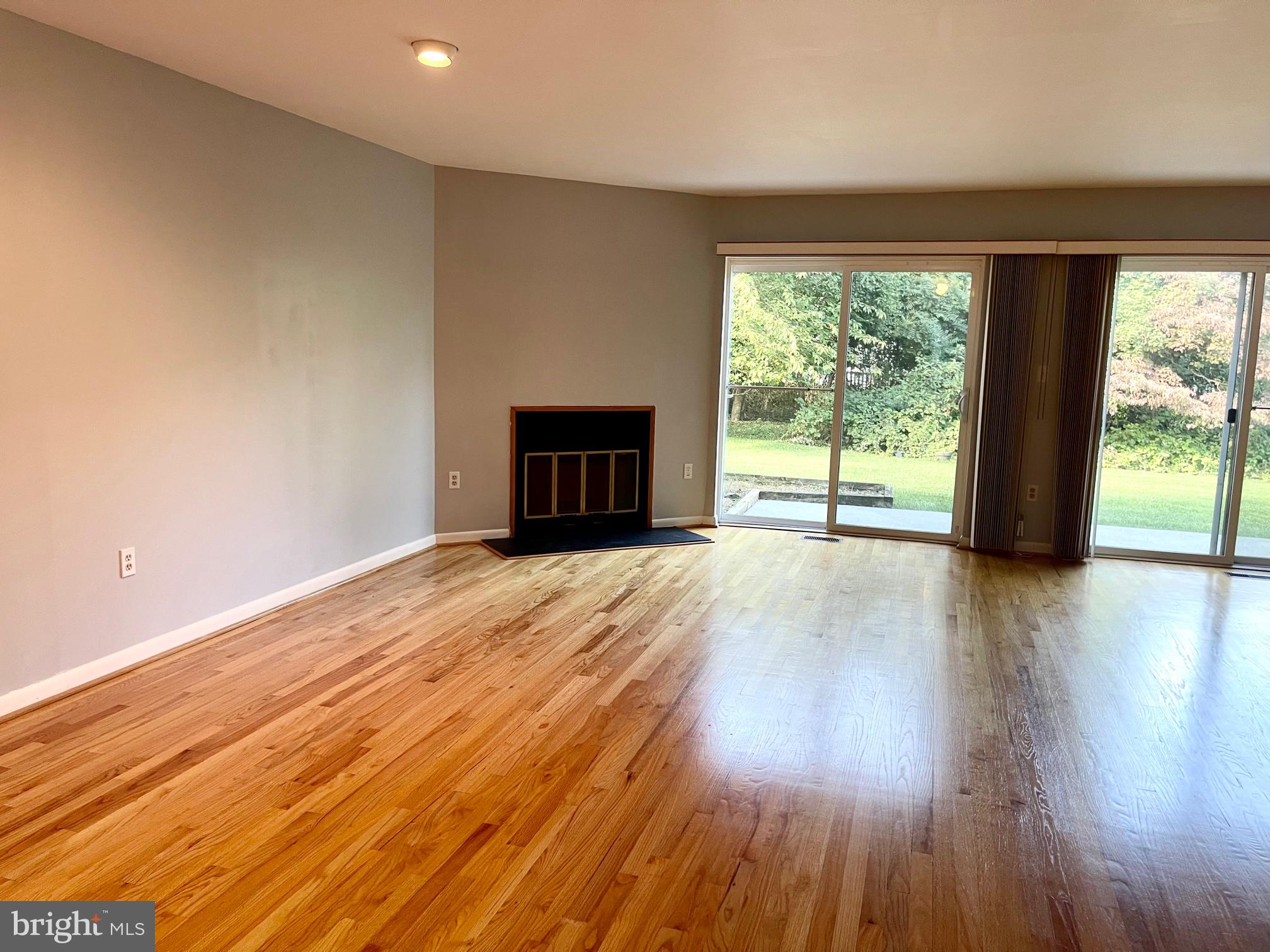 MOUNT WASHINGTON - Residential