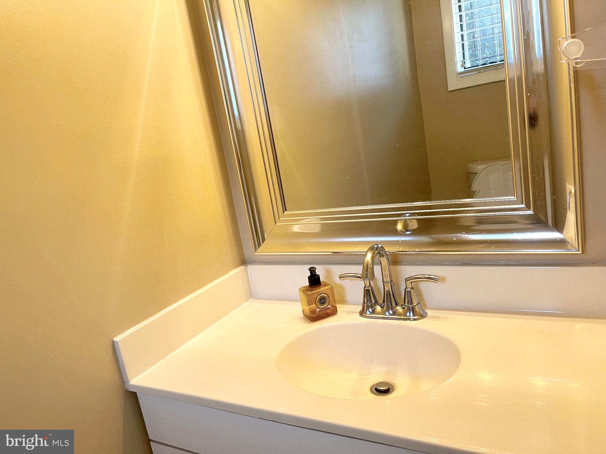 MOUNT WASHINGTON - Residential